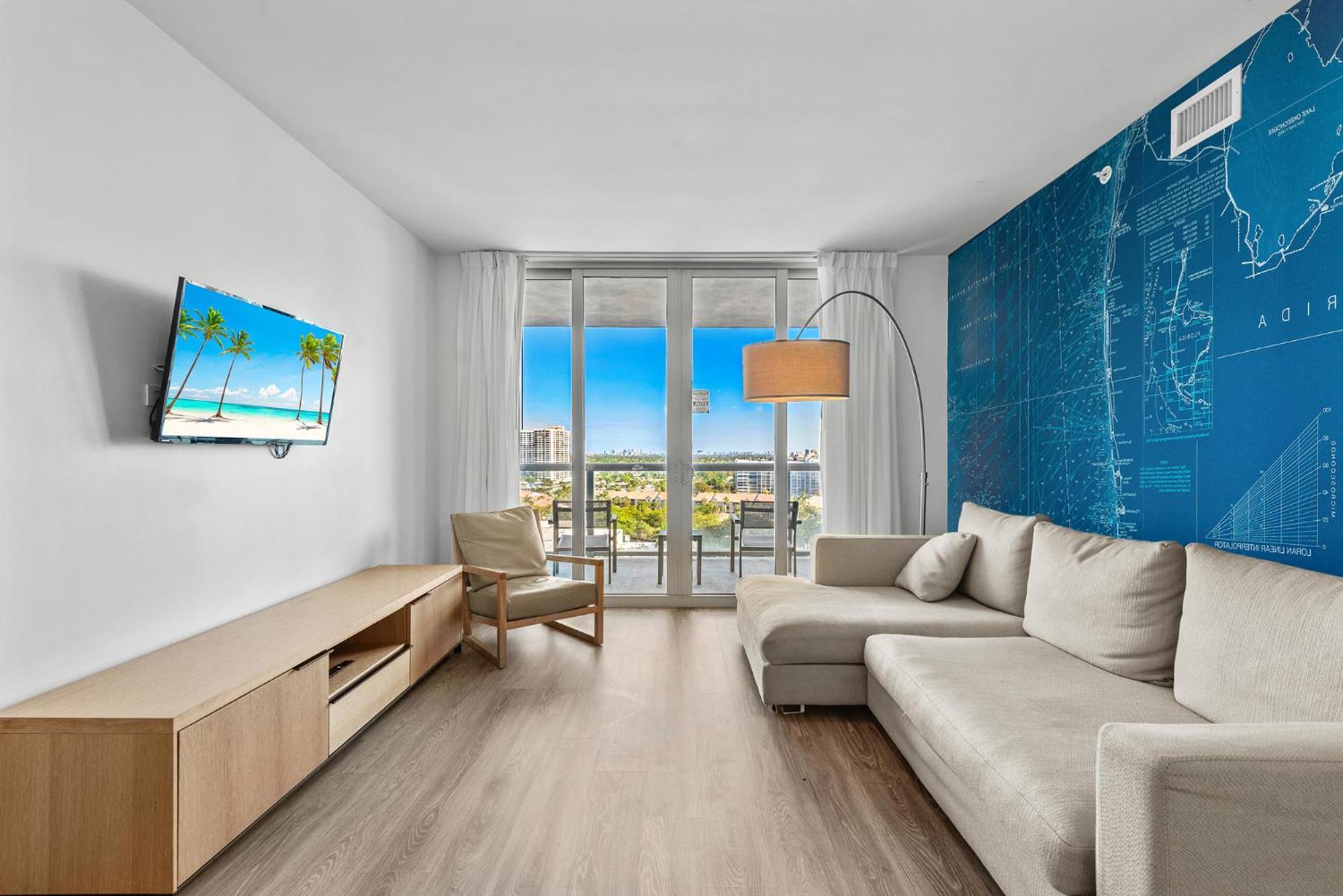 Aparthotel Water View Building With Pool - 5-min Walk To The *