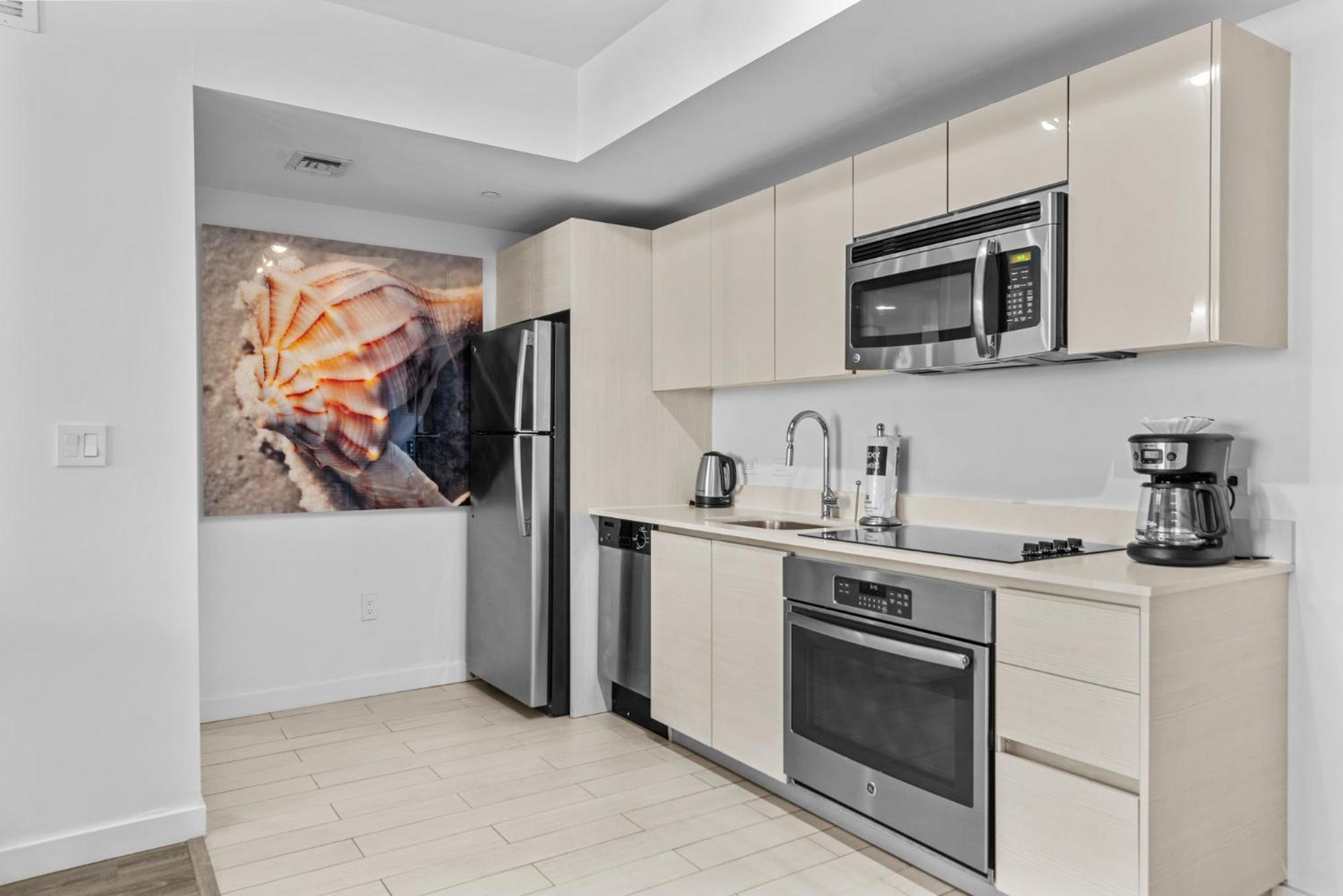 Water View Building With Pool - 5-min Walk To The Aparthotel *