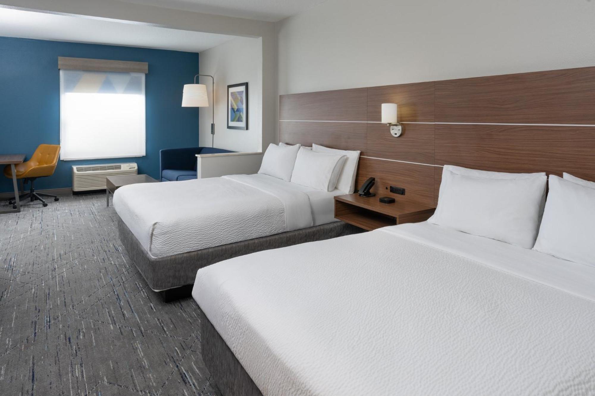 Hotel Express & International Airport By Ihg 2*