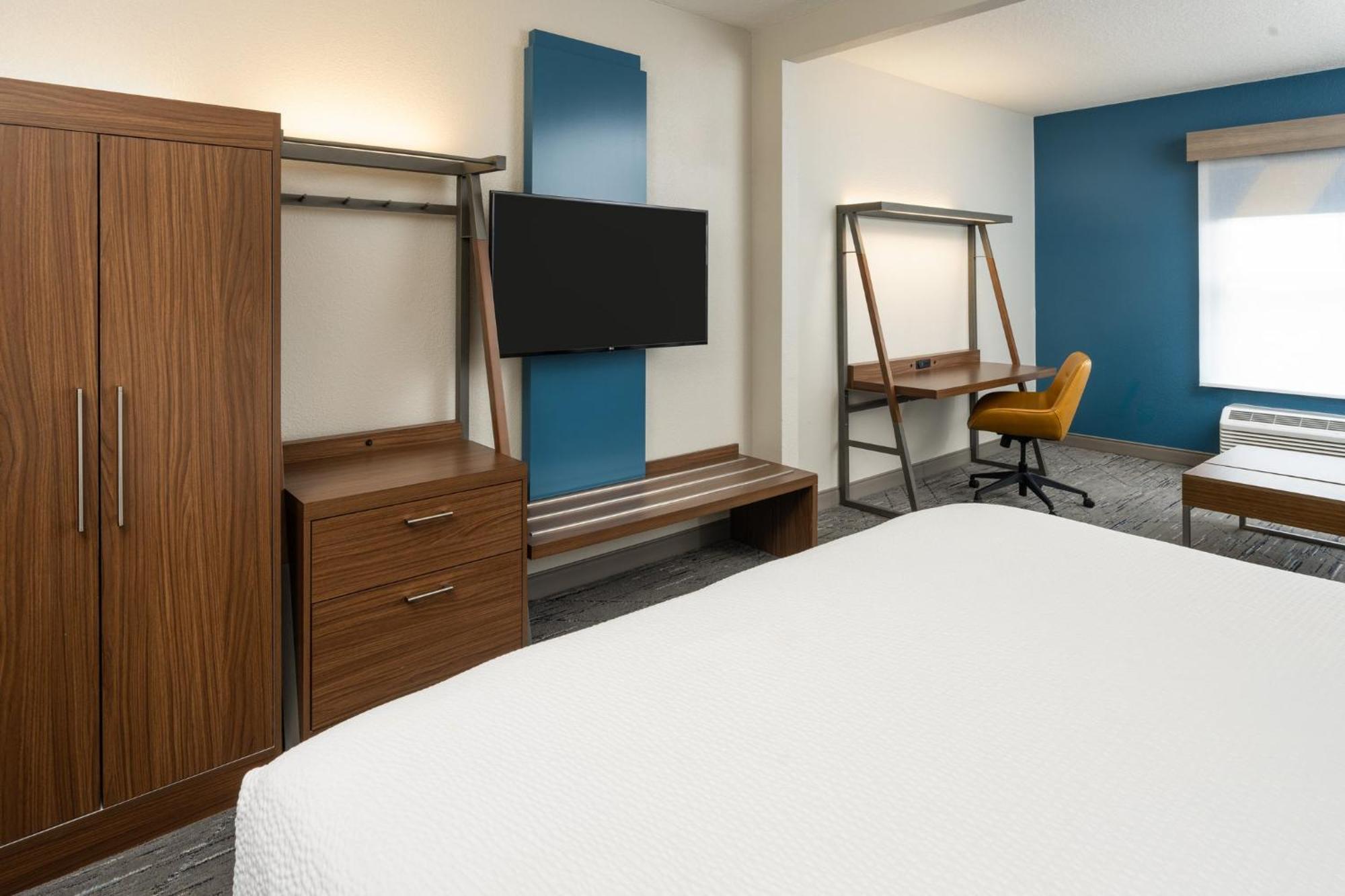 Express & International Airport By Ihg Orlando