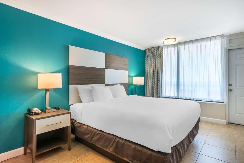 Hotel Comfort & Daytona Oceanfront