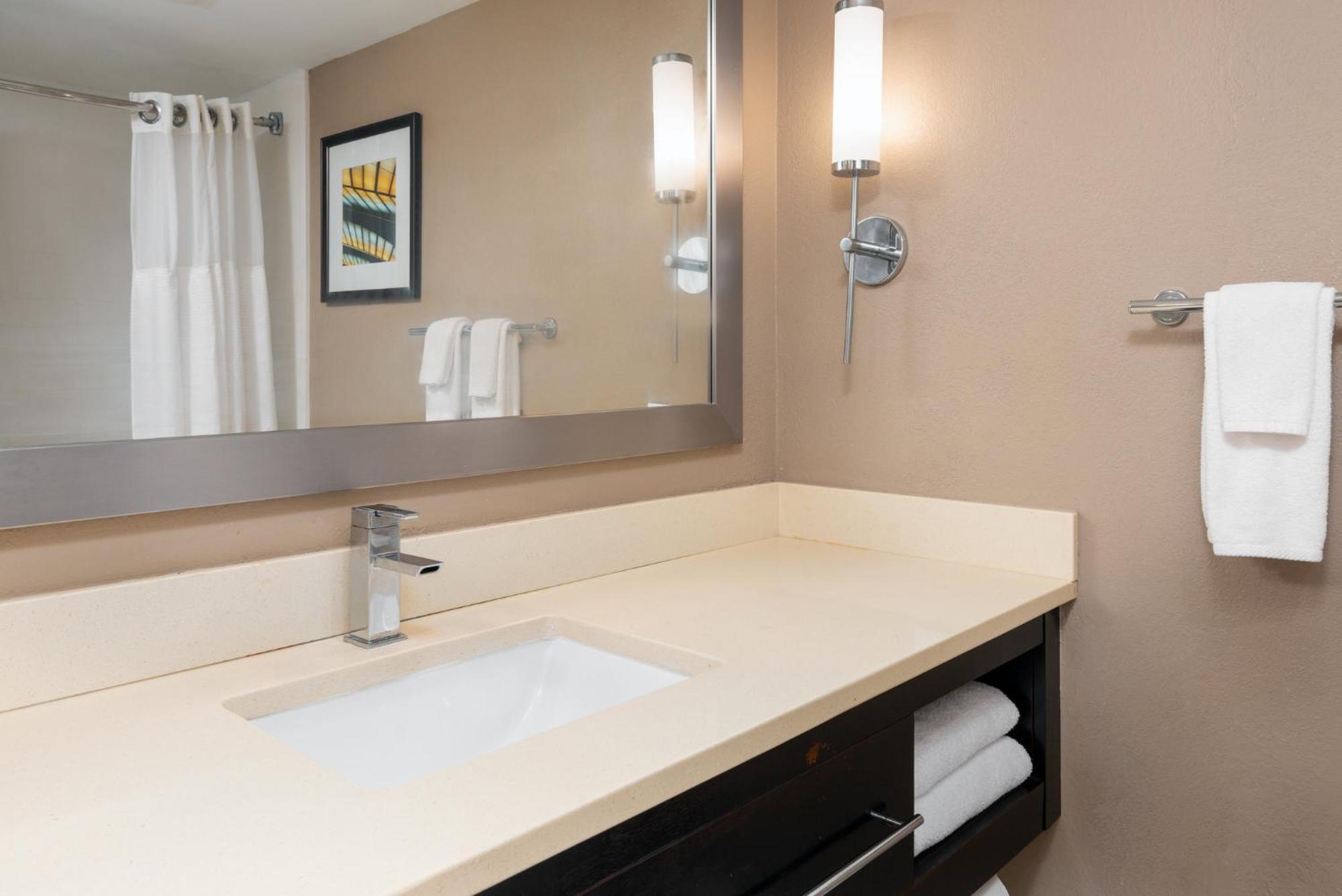 Miami-doral Area By Ihg