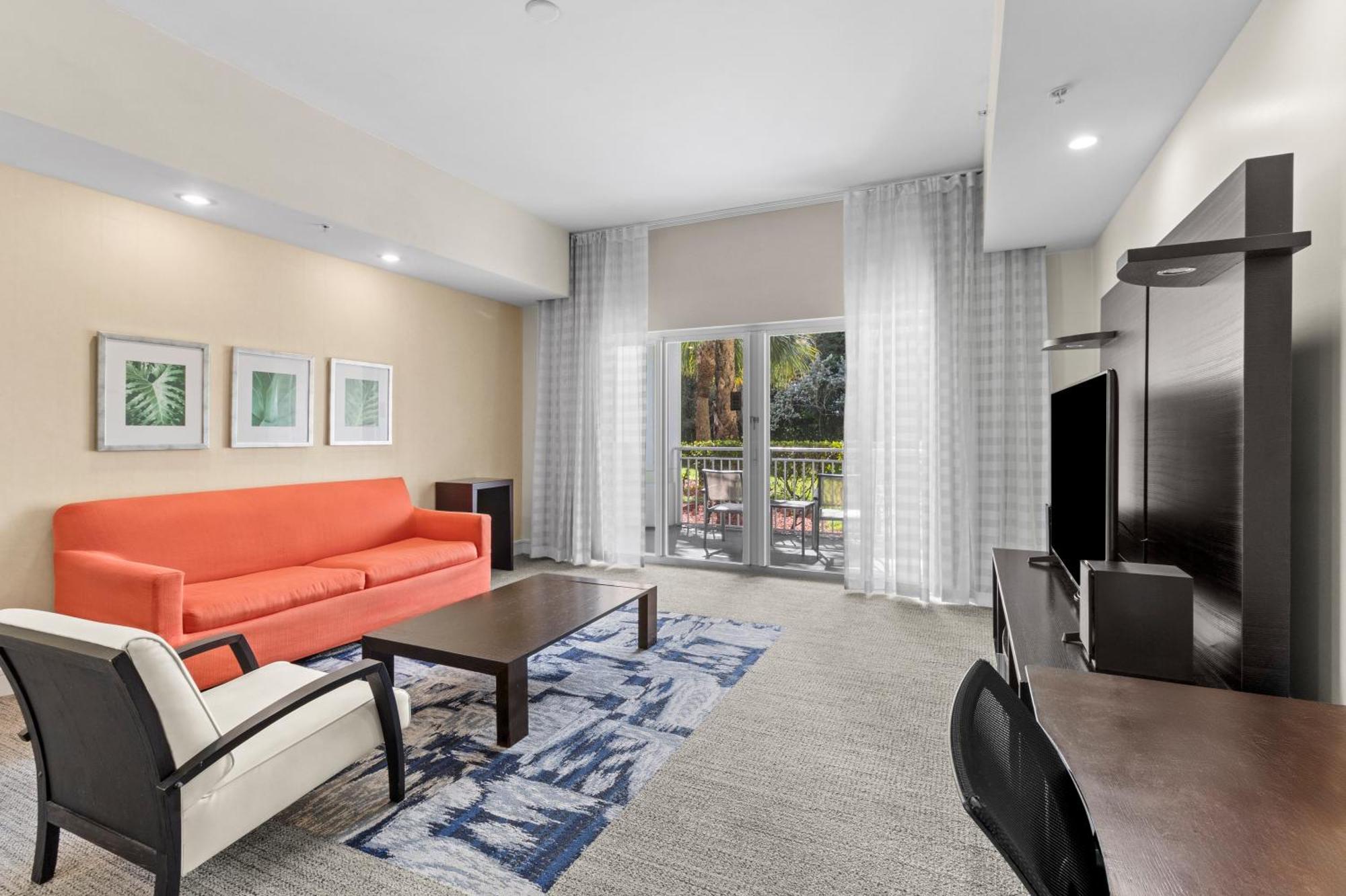 Provident At The Blue Hotel Doral