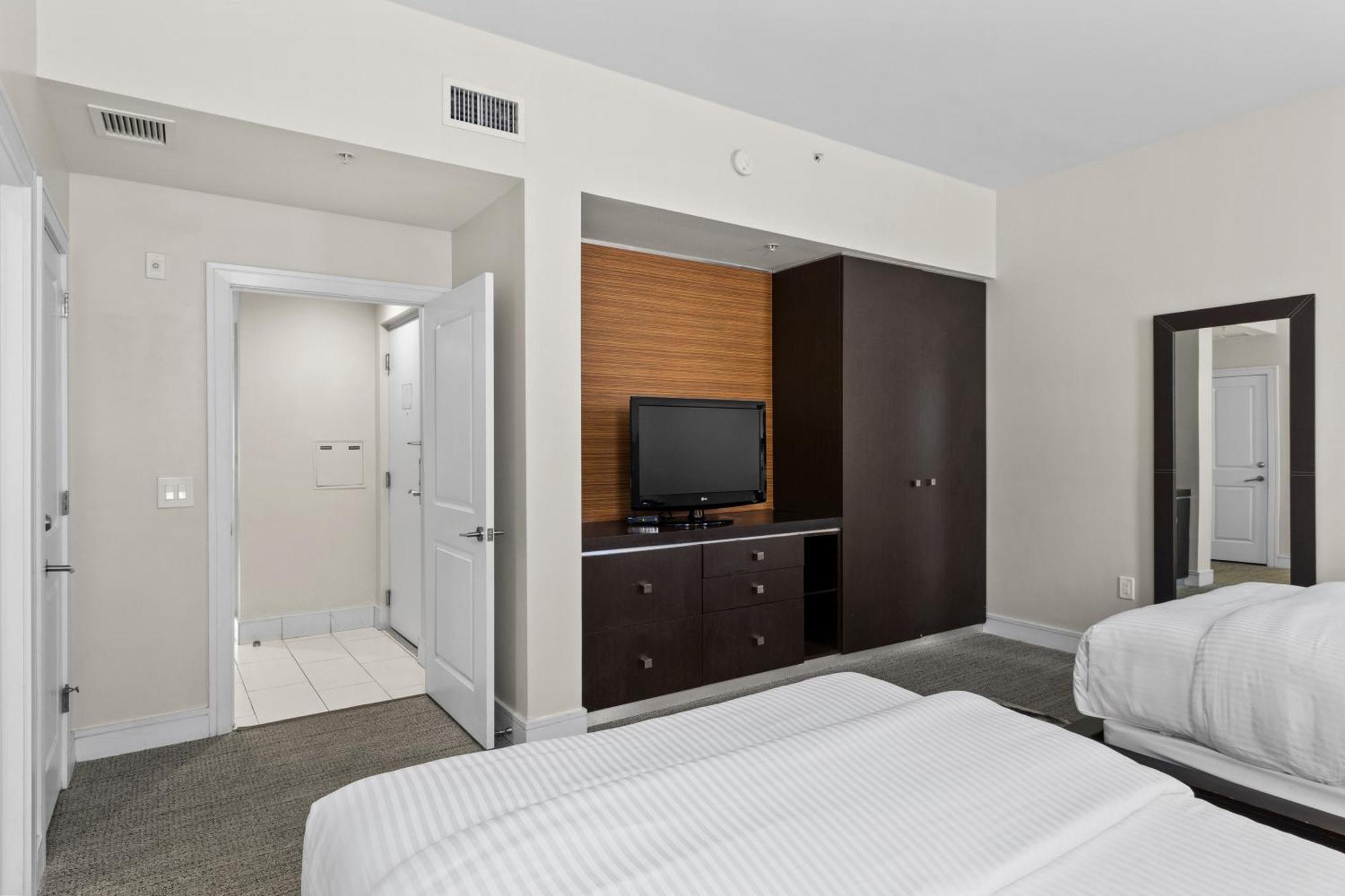 Hotel Provident At The Blue 4*