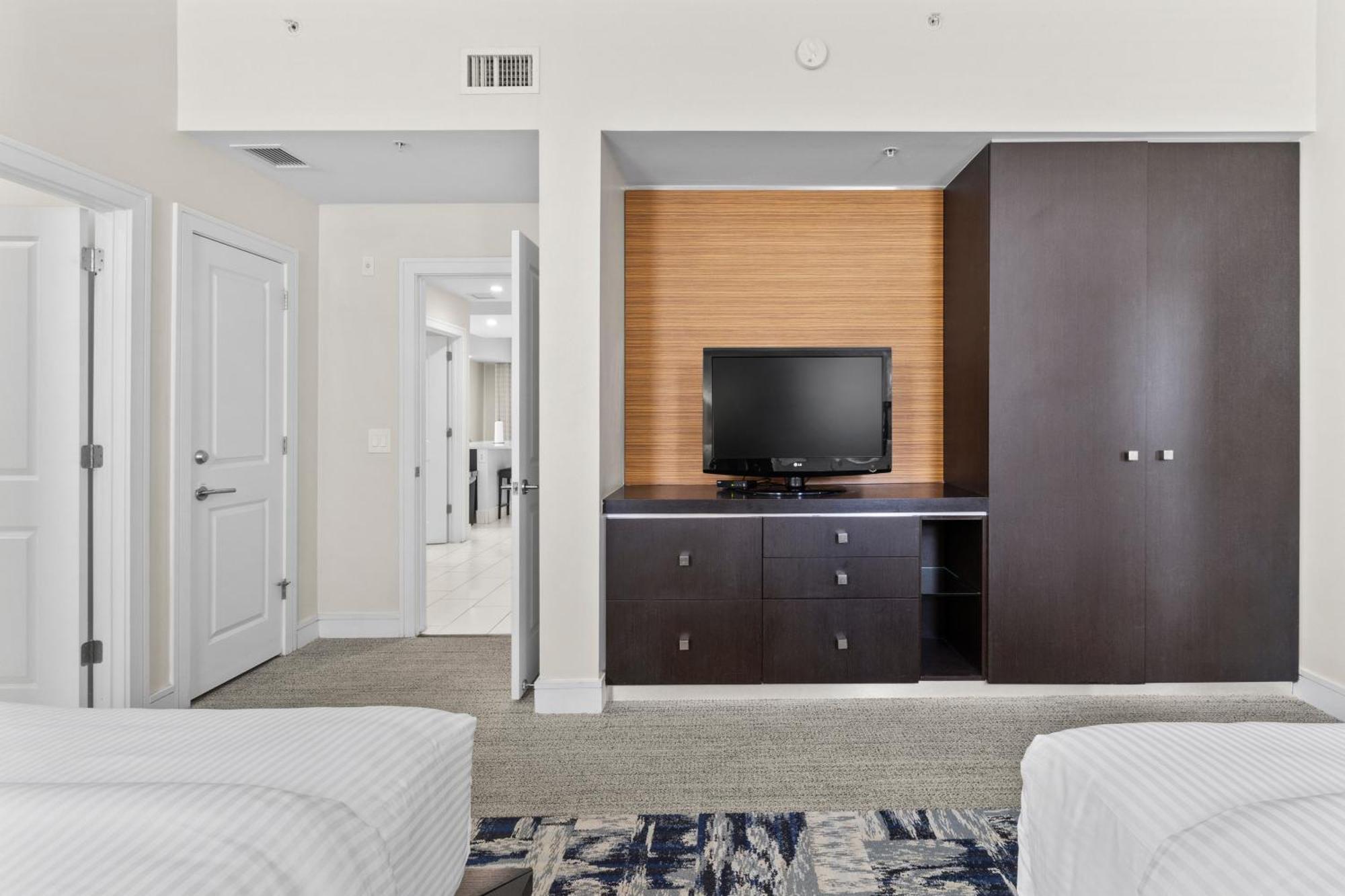 Provident At The Blue Doral