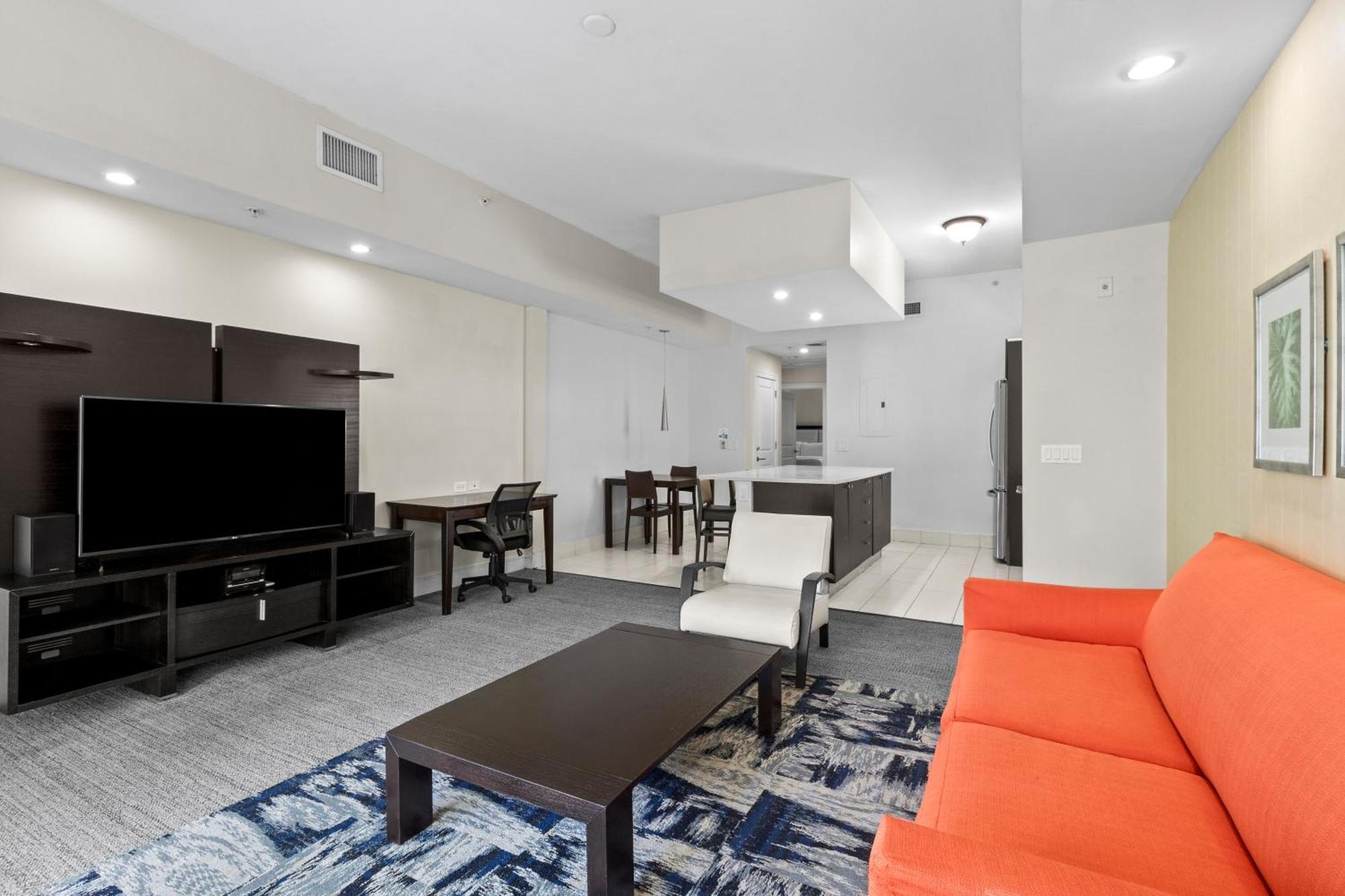 Provident At The Blue Doral