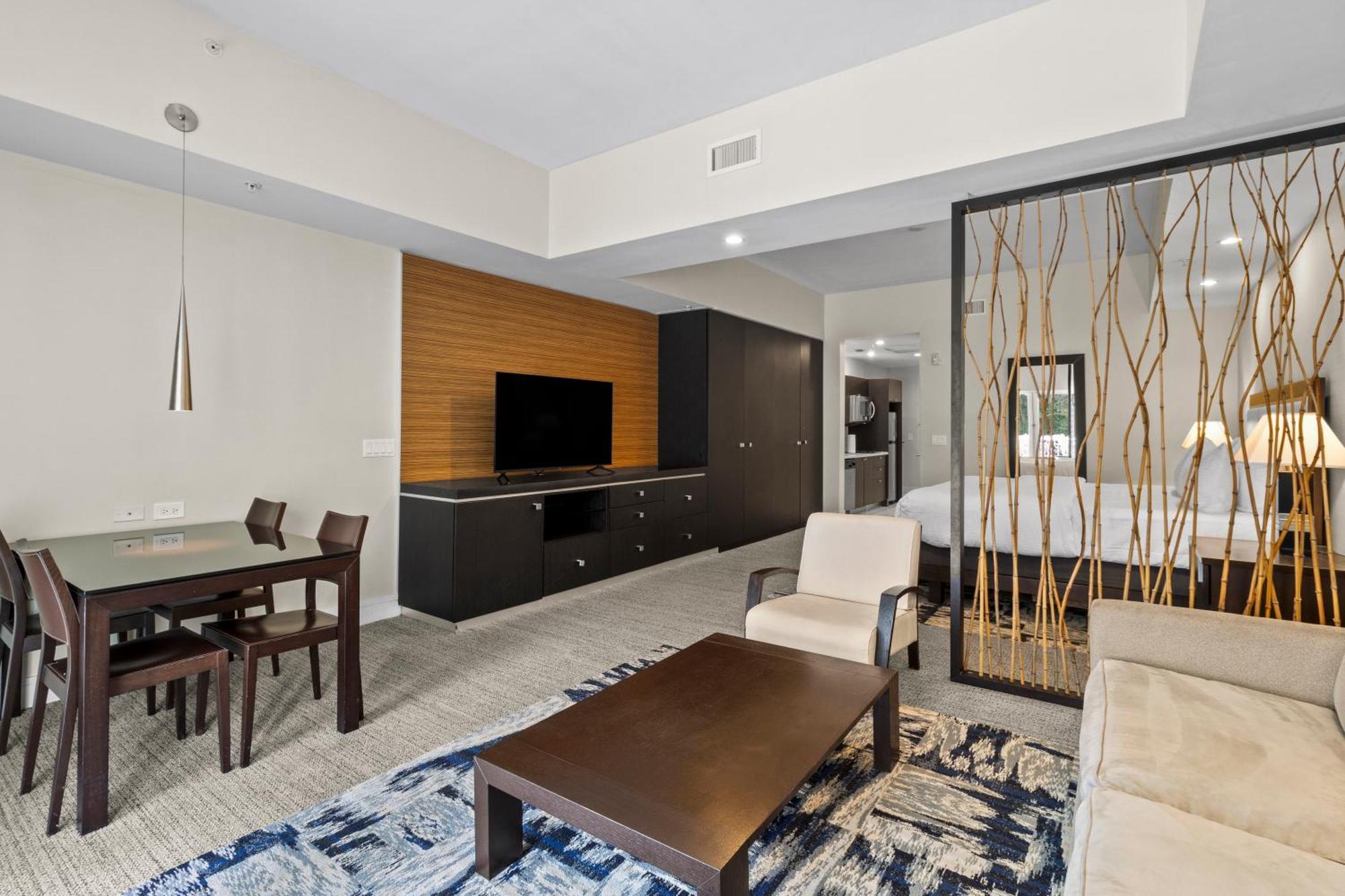 Provident At The Blue Doral