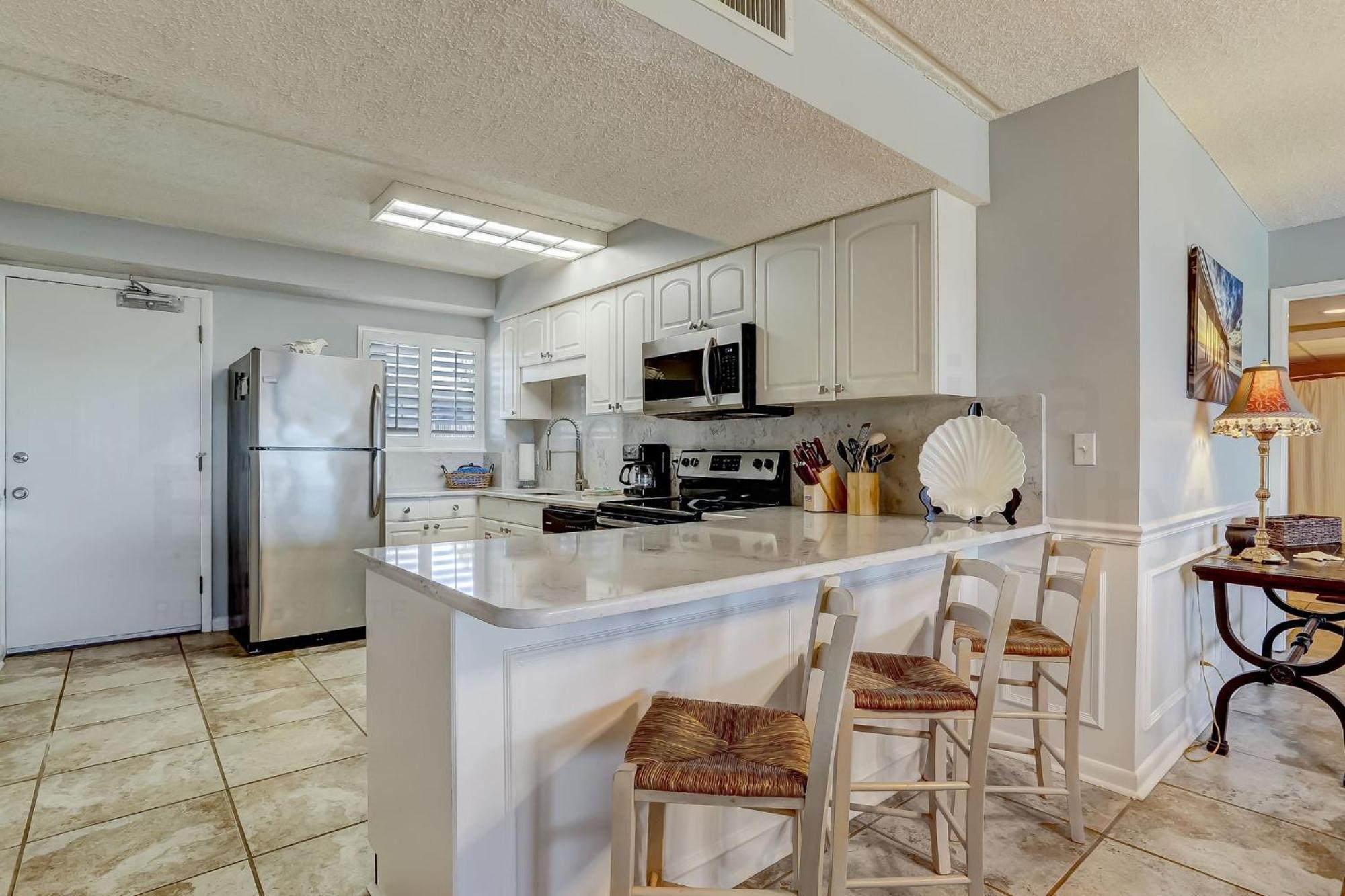 Steps To Oceanside Apartment Amelia City