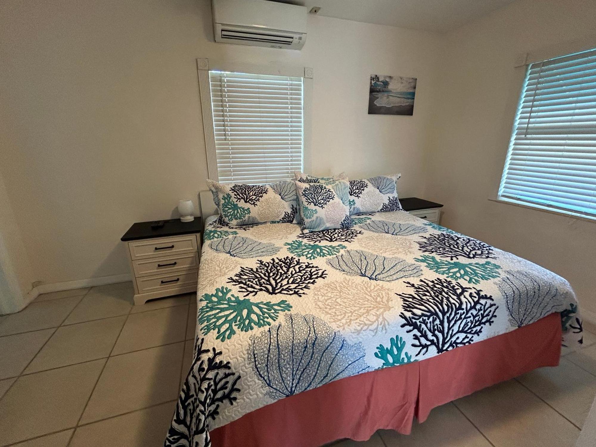 Aparthotel Bahama Club Pompano - Lauderdale - Charming And Cozy & Close To With Pool Pompano Beach