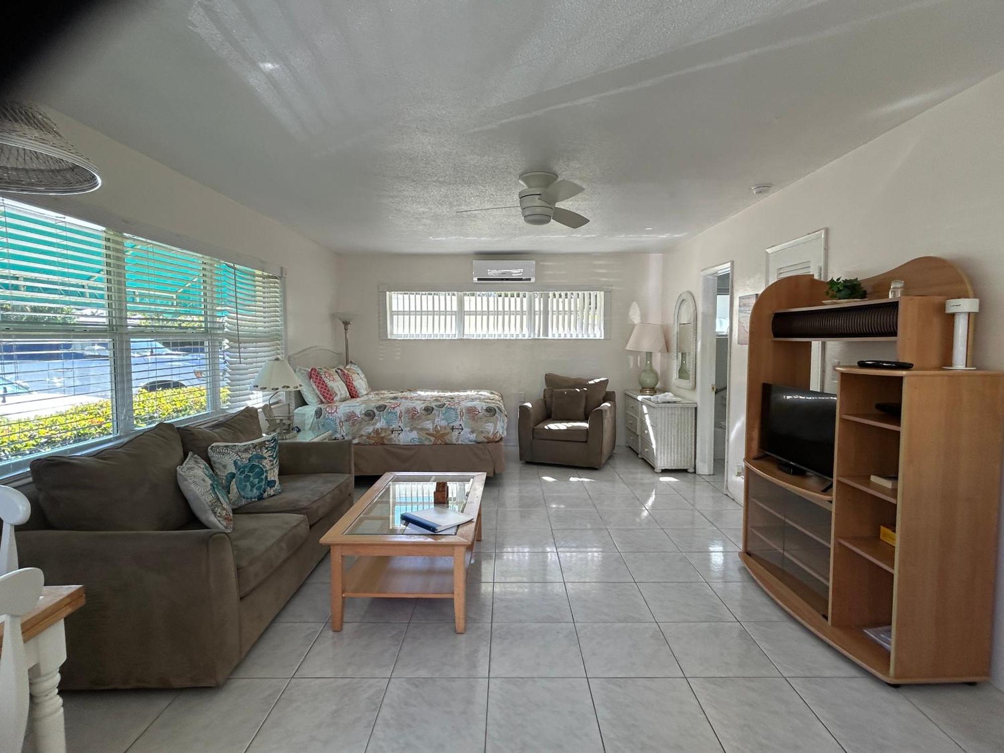 Bahama Club Pompano - Lauderdale - Charming And Cozy & Close To With Pool Aparthotel Pompano Beach