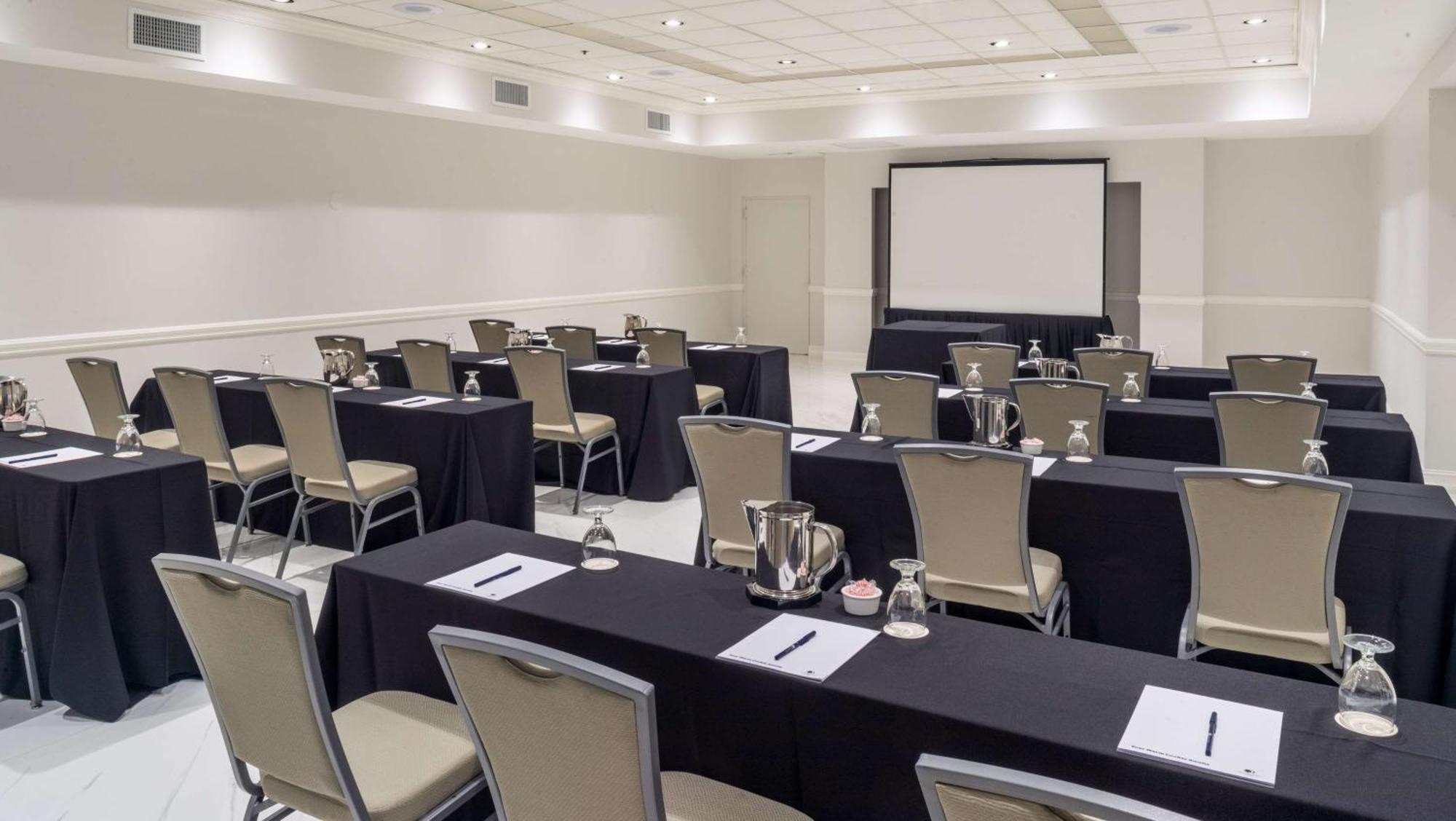 Doubletree By Hilton Grand Biscayne Bay