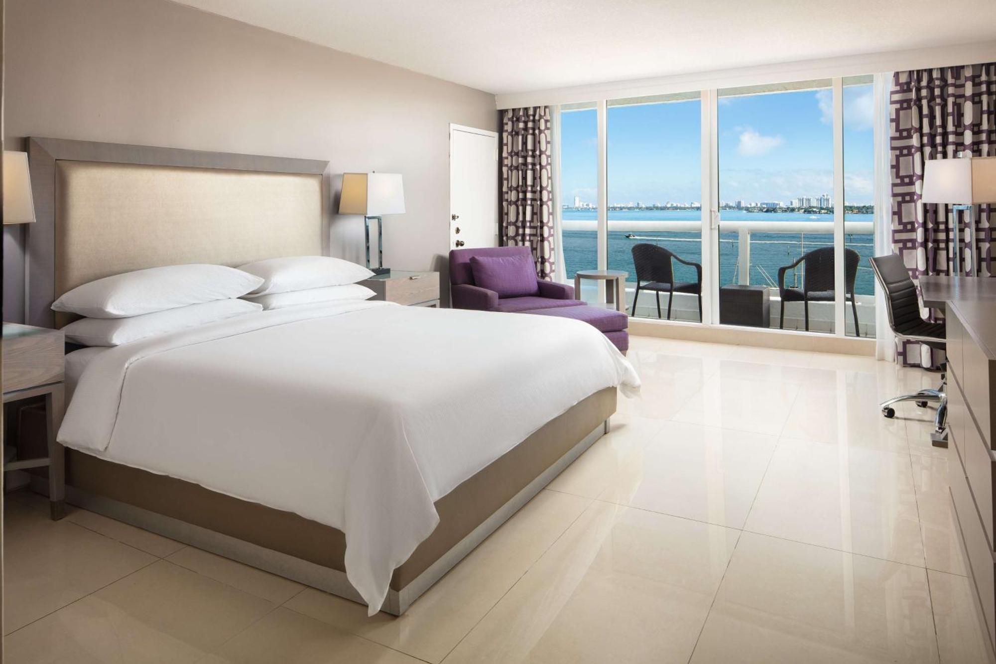 Doubletree By Hilton Grand Biscayne Bay 4* Miami