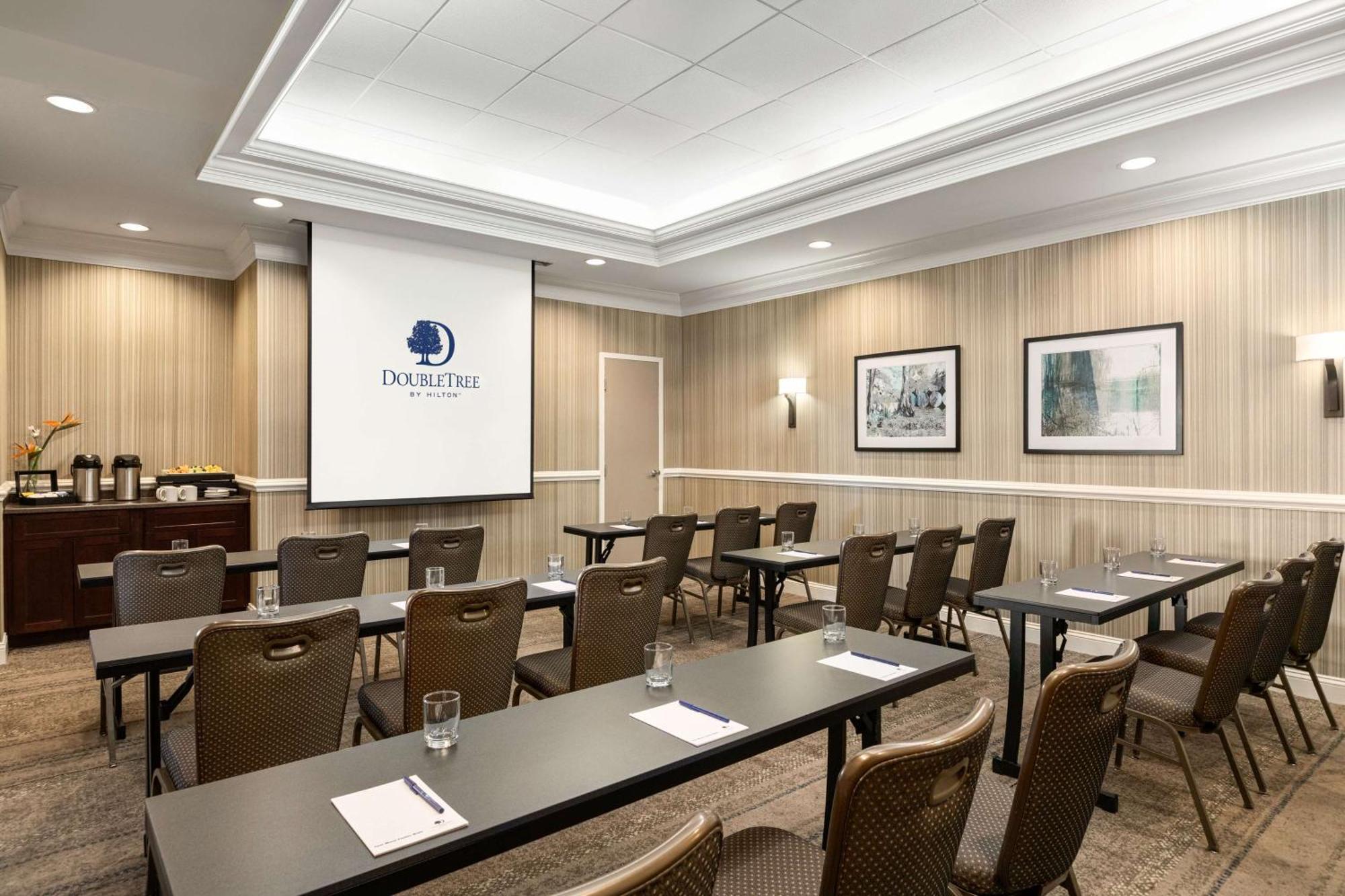 Doubletree By Hilton Riverfront, Fl Hotel Jacksonville