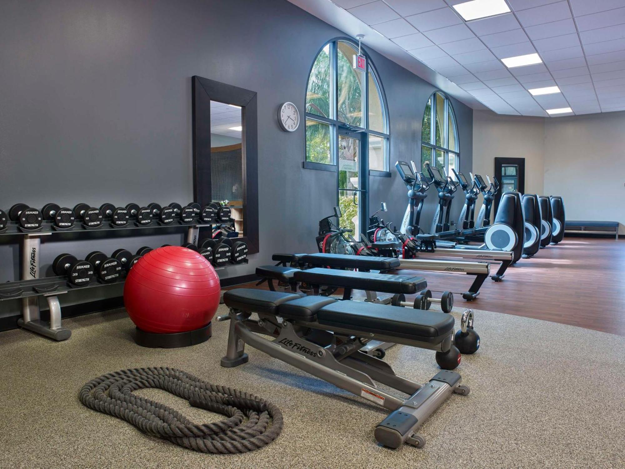 Doubletree By Hilton Orlando At Seaworld 4*