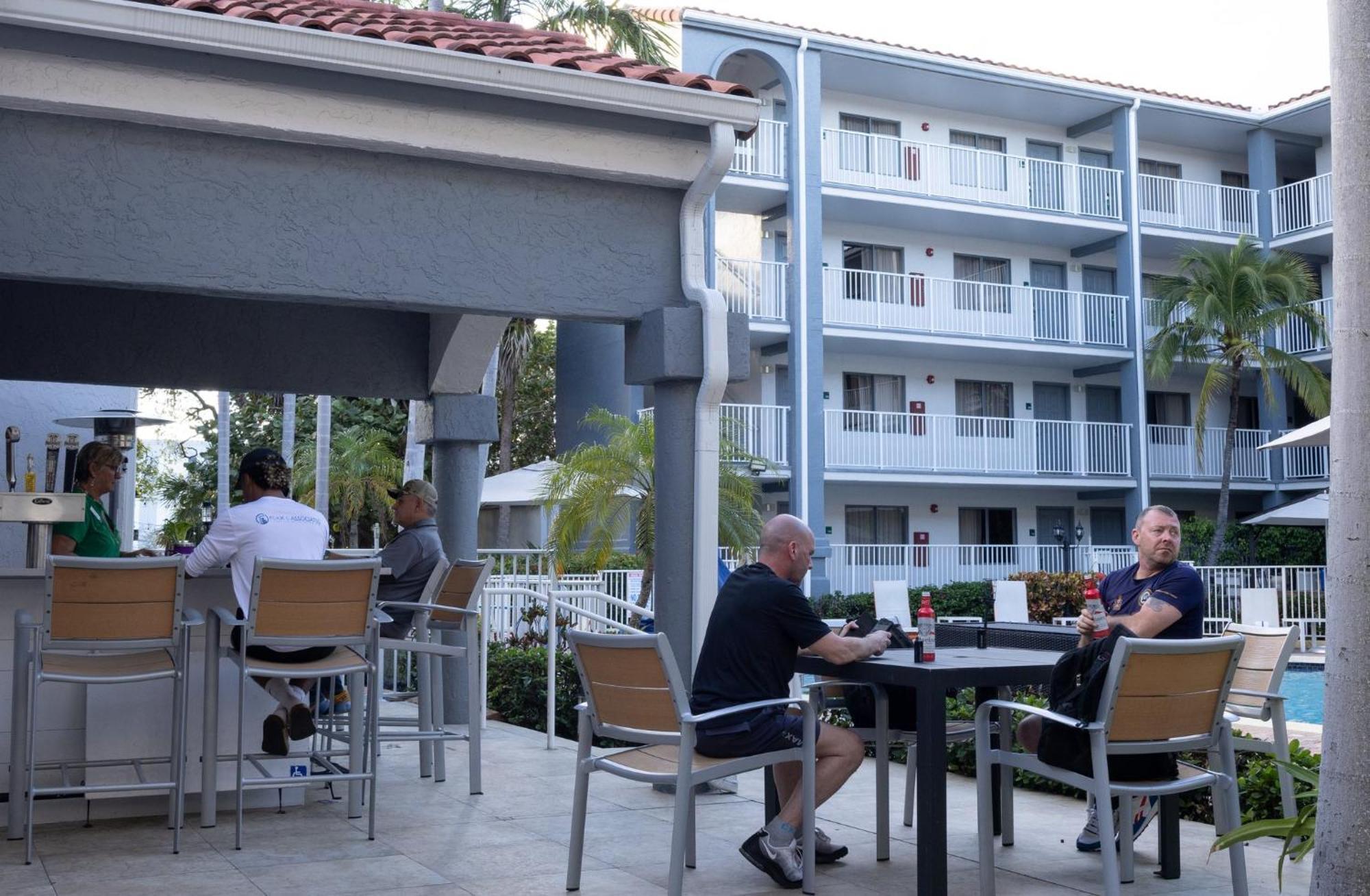 & - North Hotel