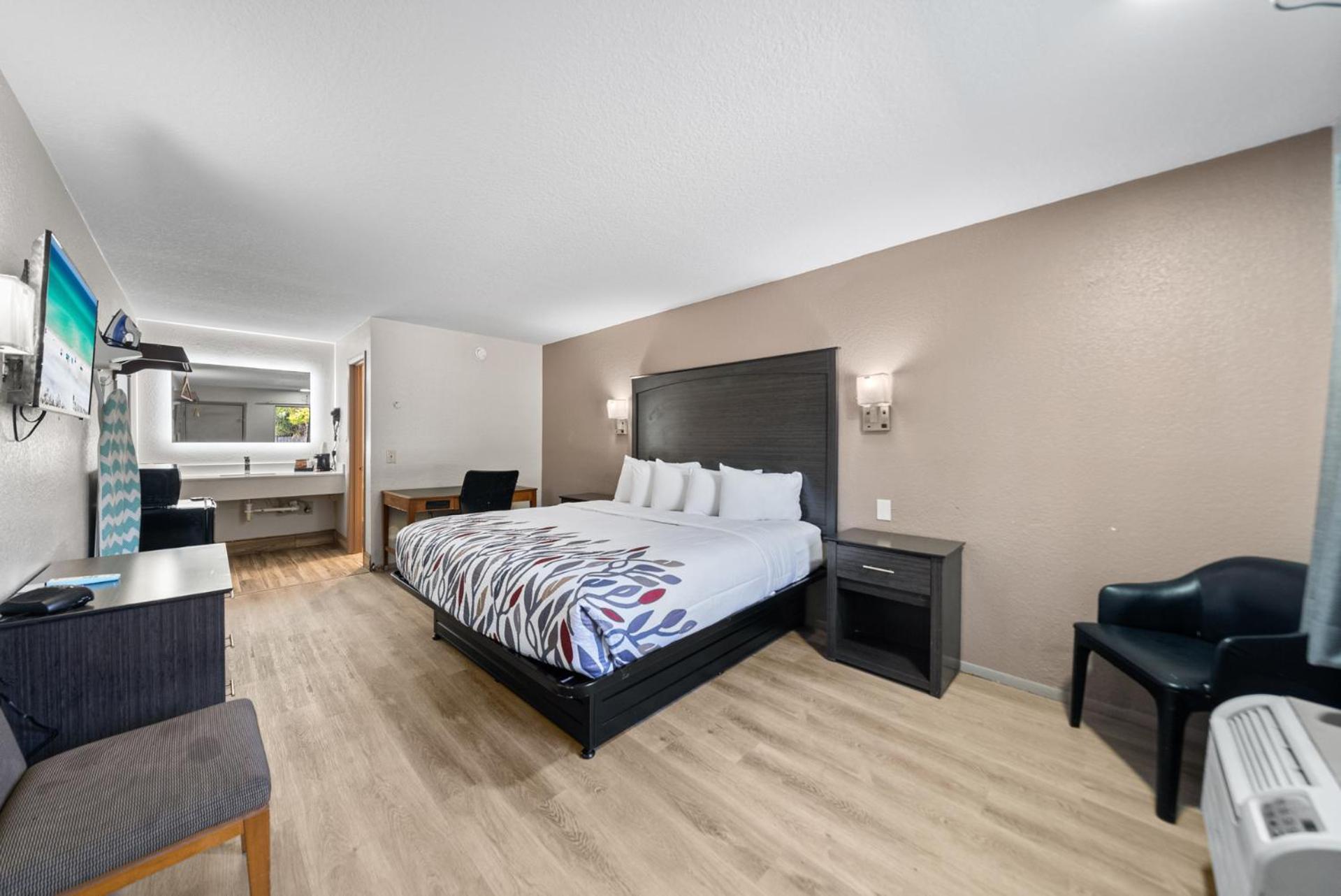 Executive - Panama Motel 2*