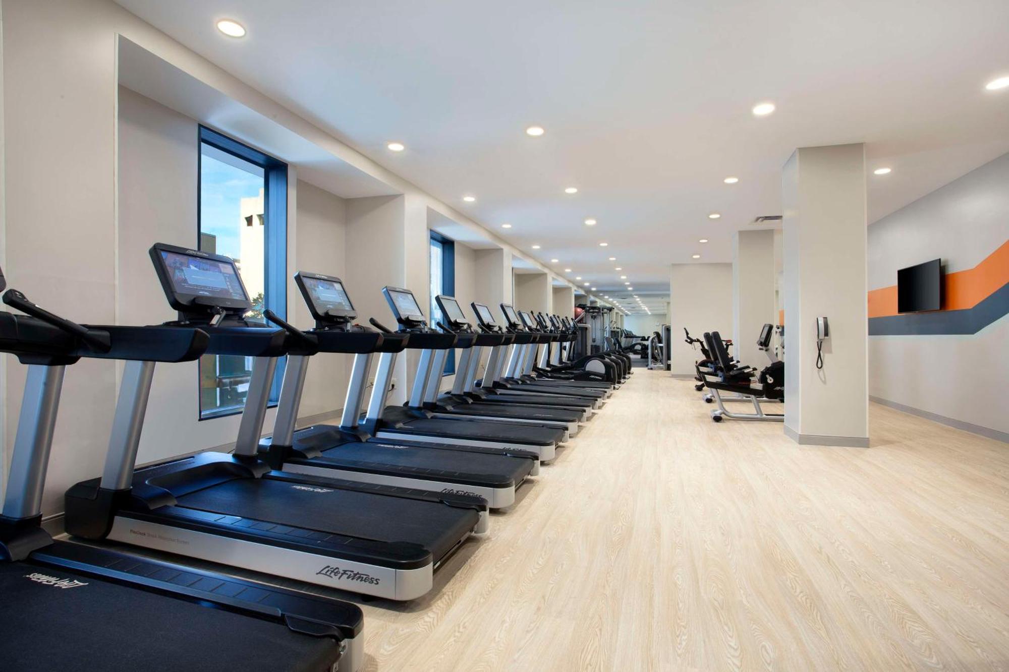 Hilton Downtown 4* Tampa