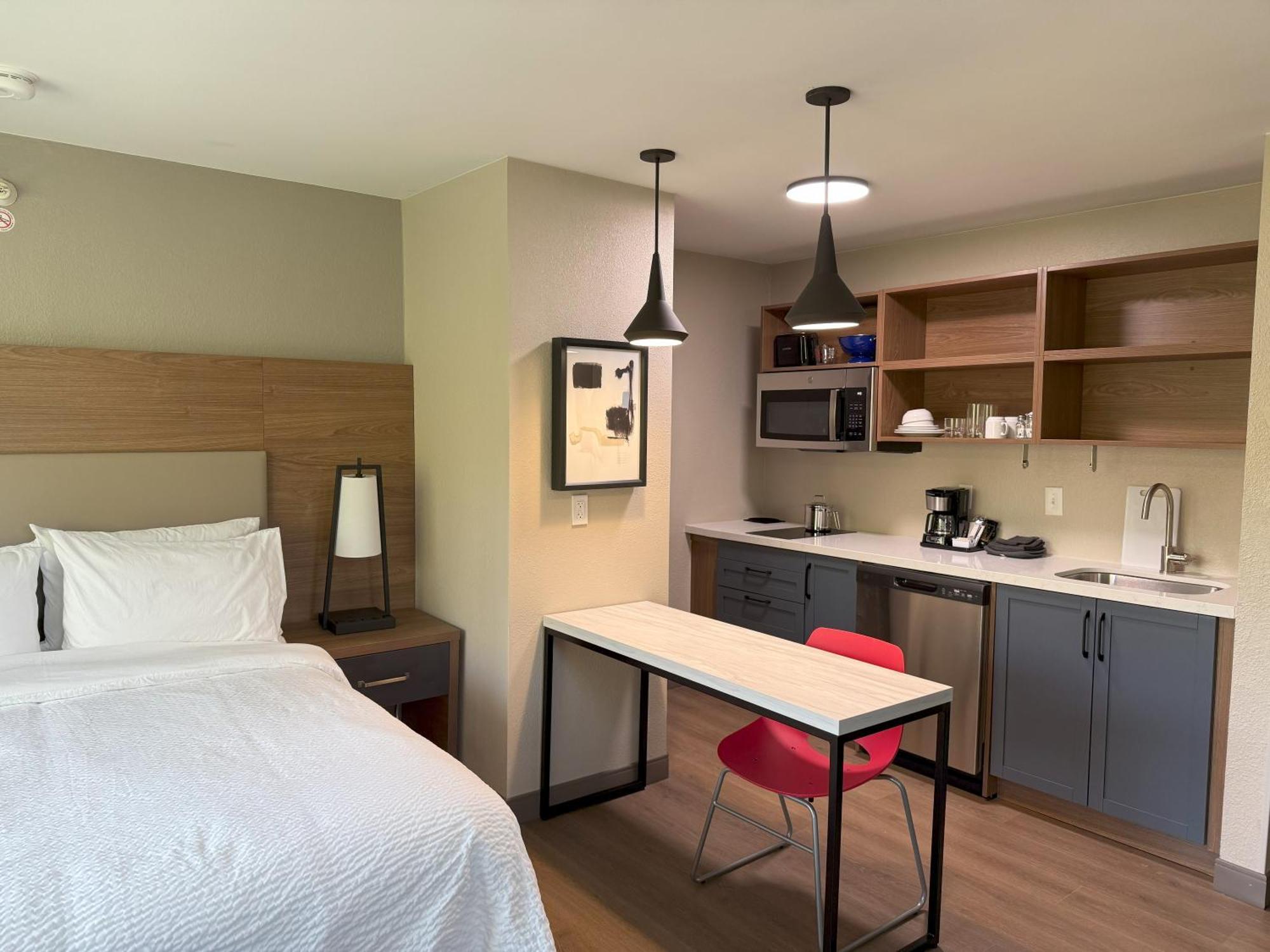 Hotel Candlewood Southpoint Jacksonville