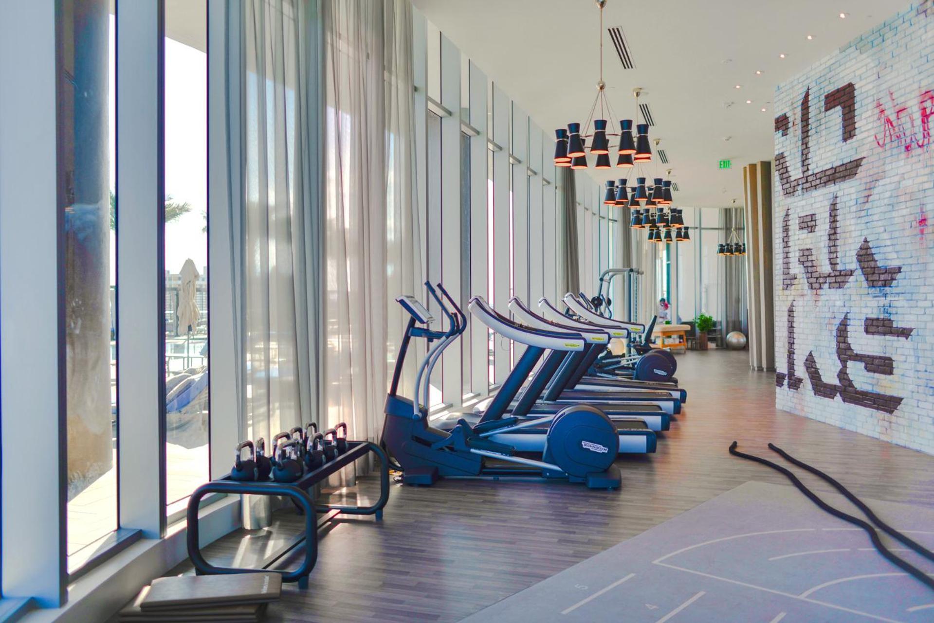 Enjoy The Perfect Vacations In Our Apartment *