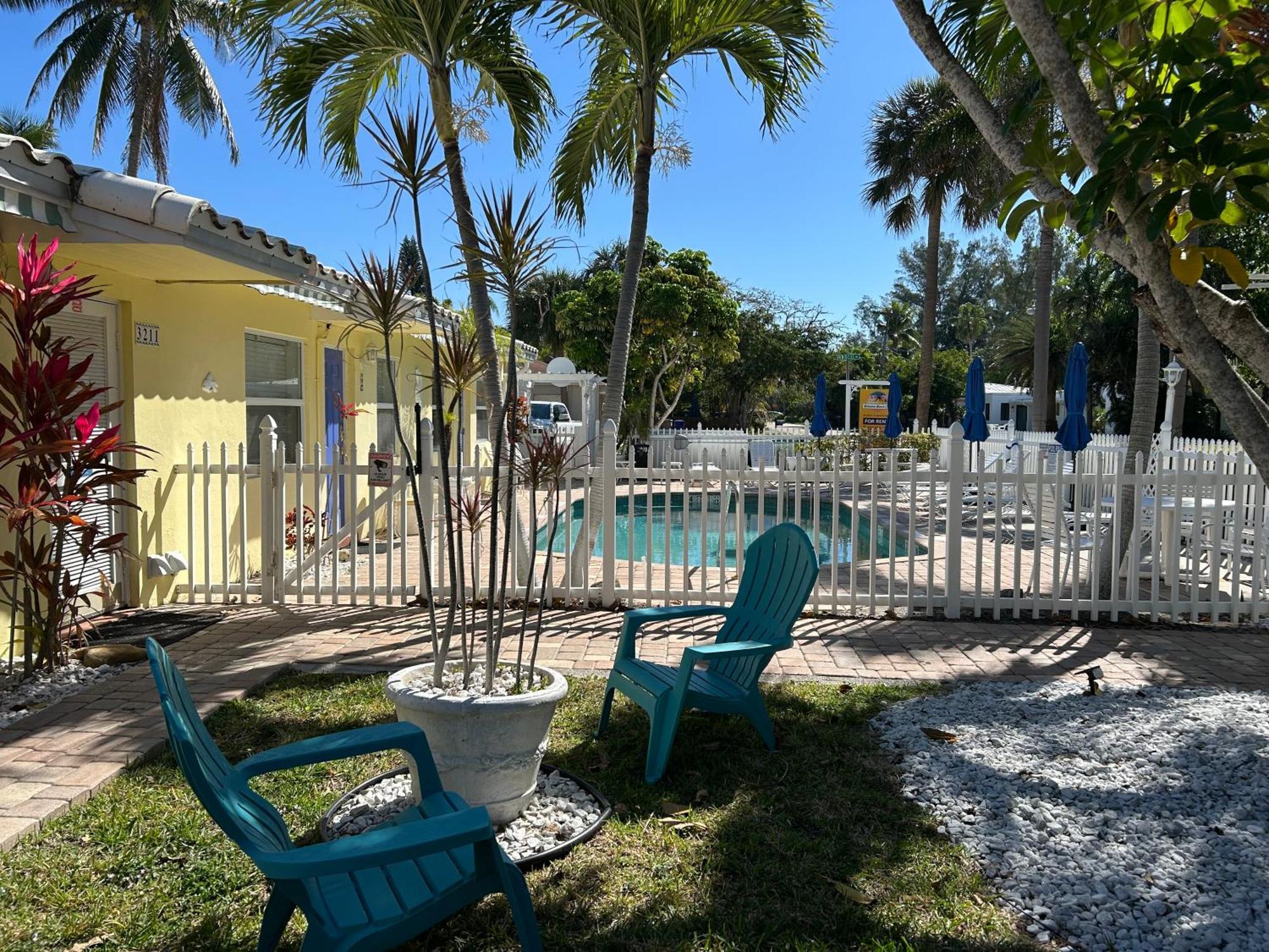 Bahama Club Pompano - Lauderdale - Charming And Cozy & Close To With Pool Aparthotel