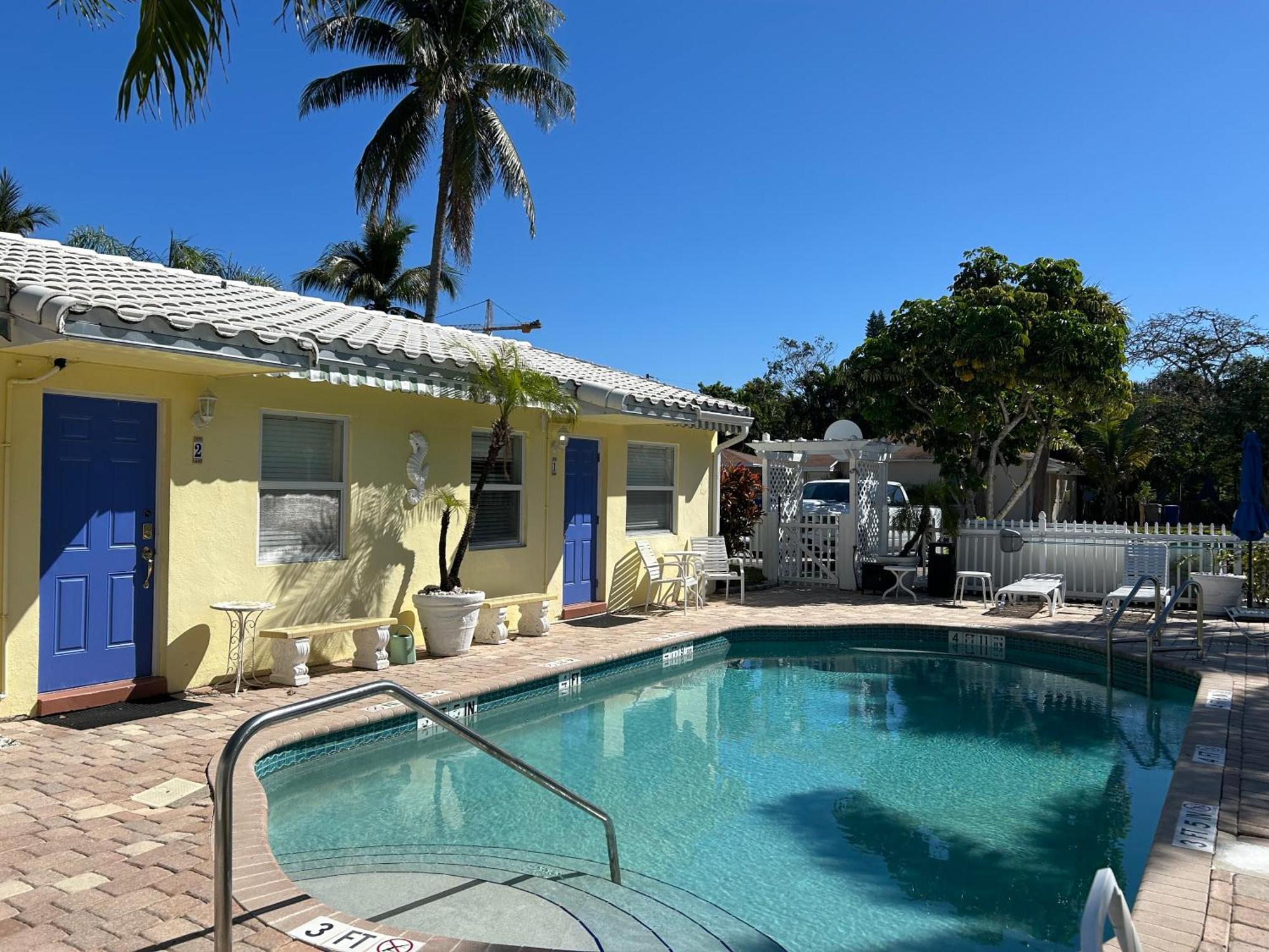 Aparthotel Bahama Club Pompano - Lauderdale - Charming And Cozy & Close To With Pool Pompano Beach