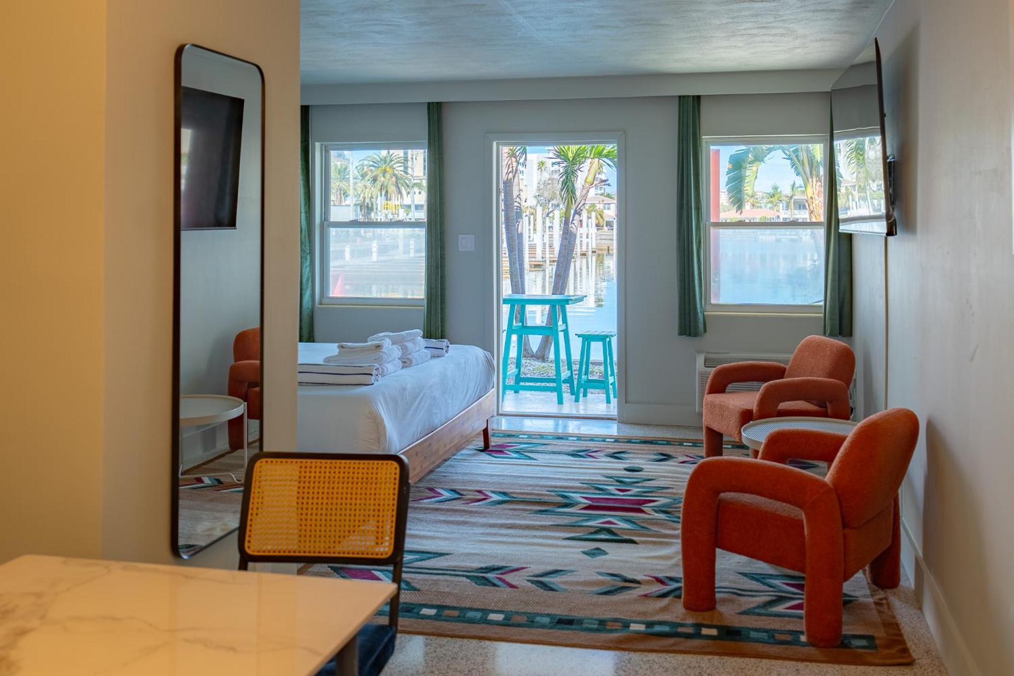 Tropical Breeze Apartment Clearwater Beach