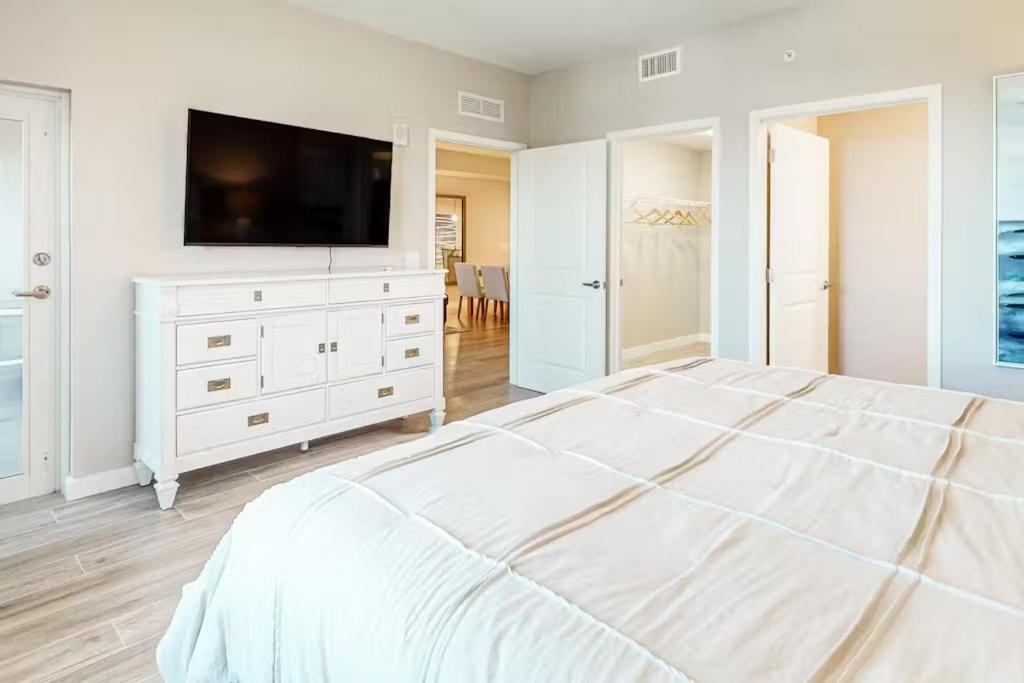 Gulf Access With Boat Slip, Heated Saltwater Pool, Dog-friendly - Bacino Vista #201 - Roelens Holiday home *
