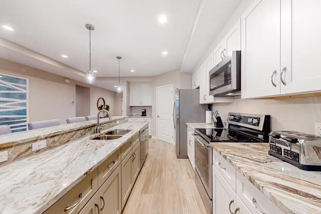 Holiday home Gulf Access With Boat Slip, Heated Saltwater Pool, Dog-friendly - Bacino Vista #201 - Roelens *
