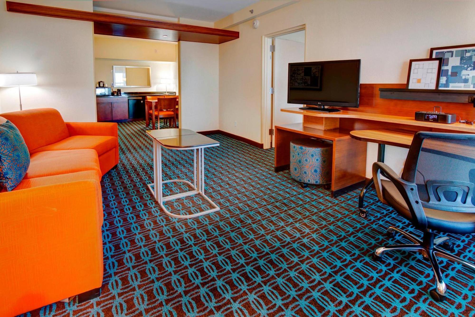 Fairfield & By Marriott Hotel 3*