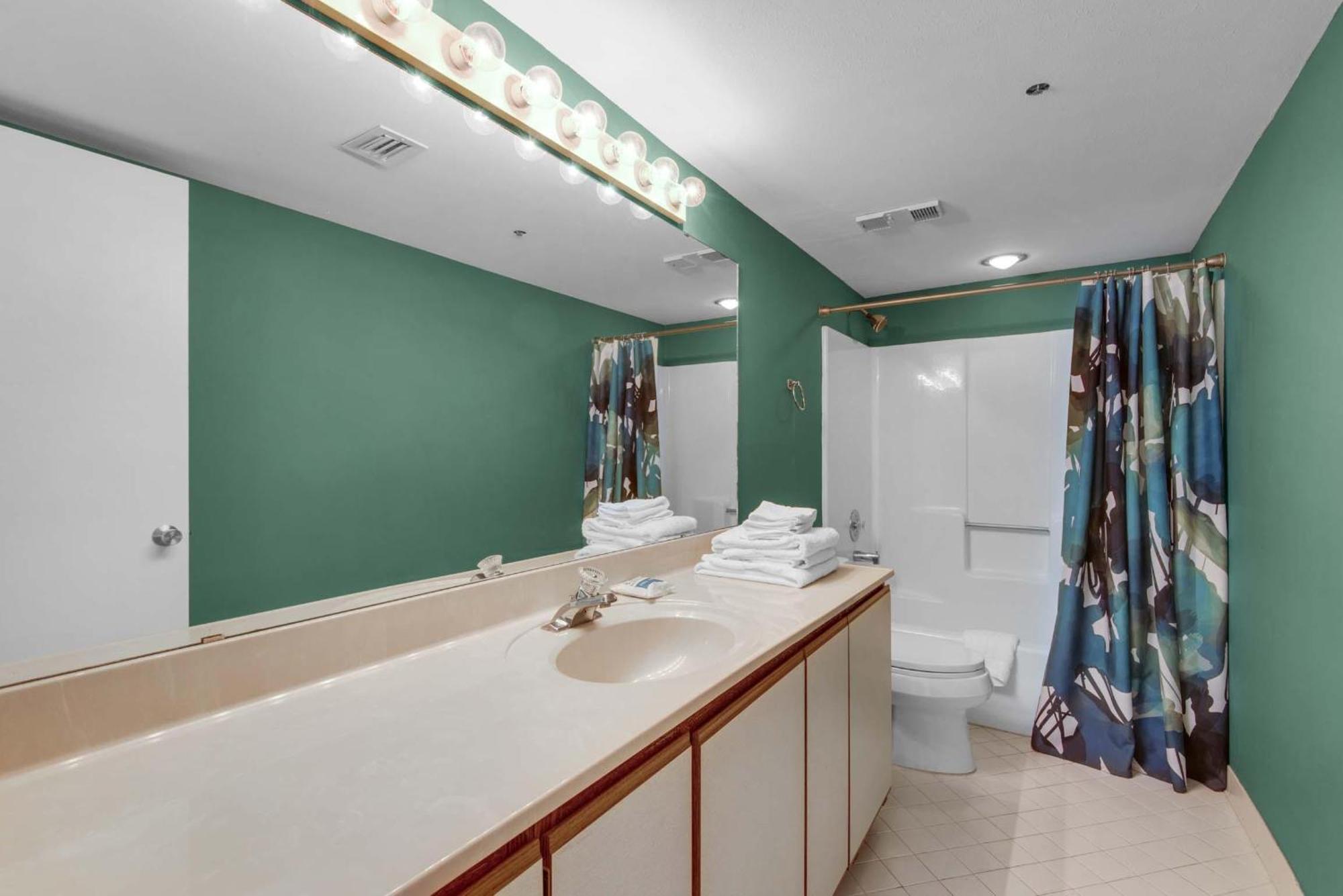 Holiday home Tristan Towers Unit 10a