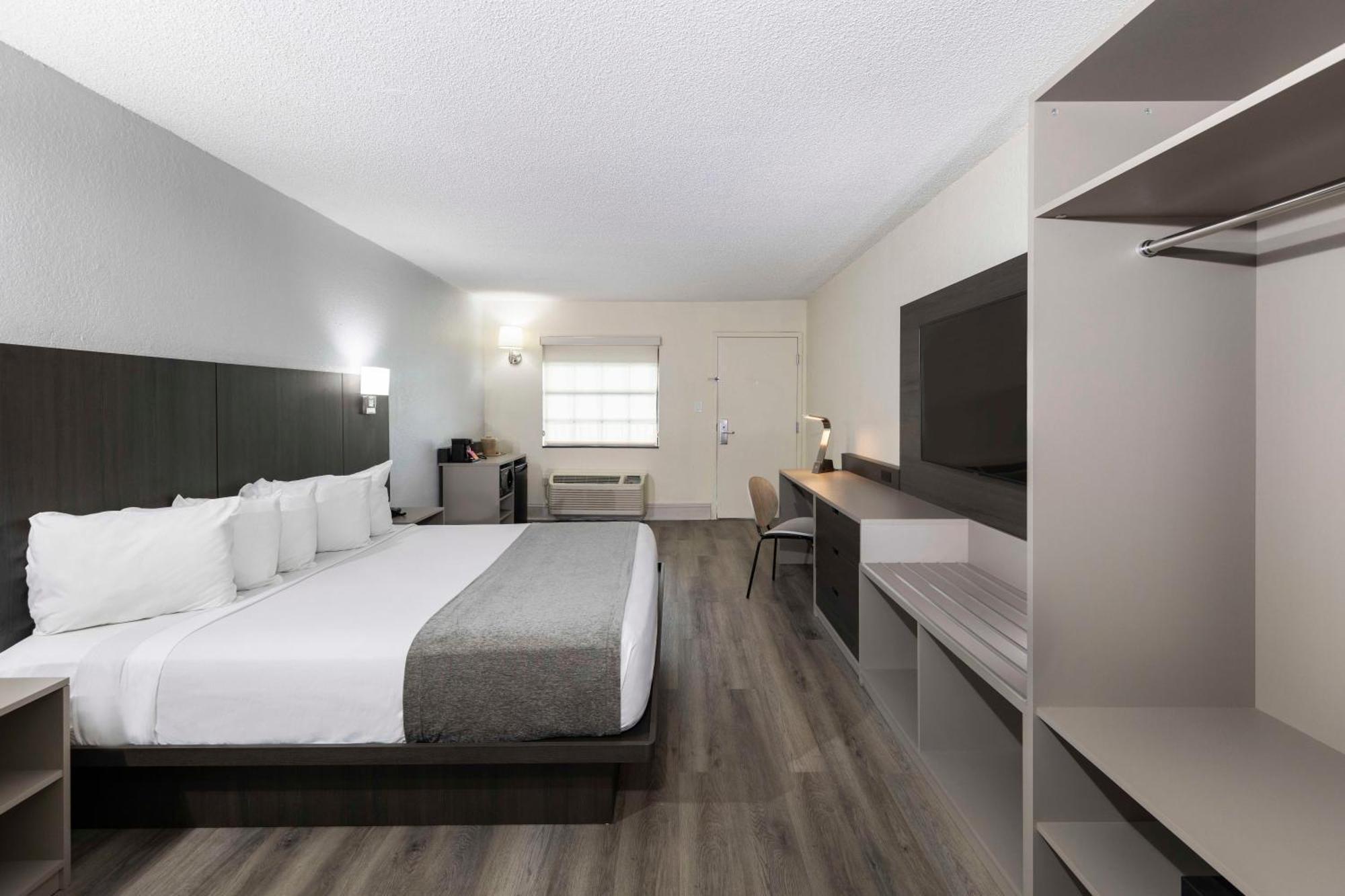 Resort Avanti International Williamsburg
