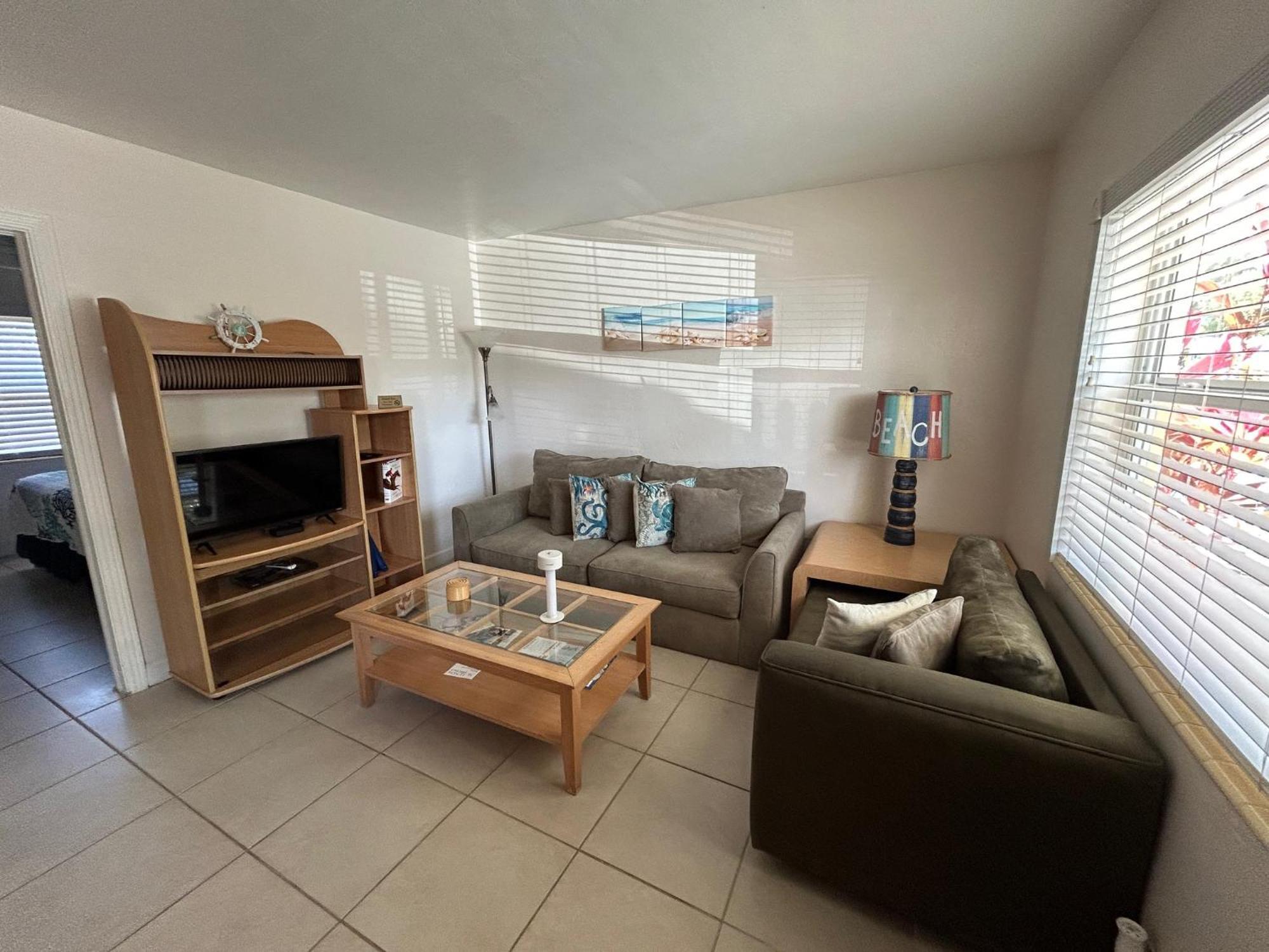 Bahama Club Pompano - Lauderdale - Charming And Cozy & Close To With Pool Pompano Beach
