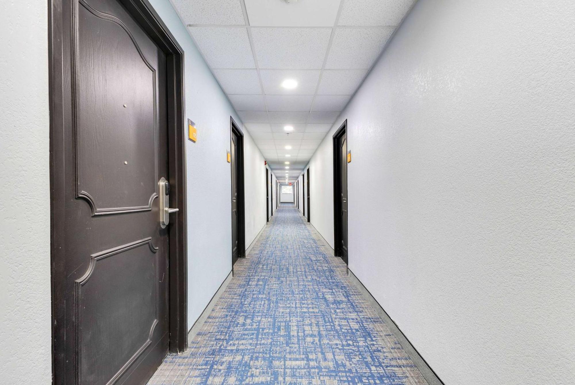 Hotel La Quinta & By Wyndham Mandarin