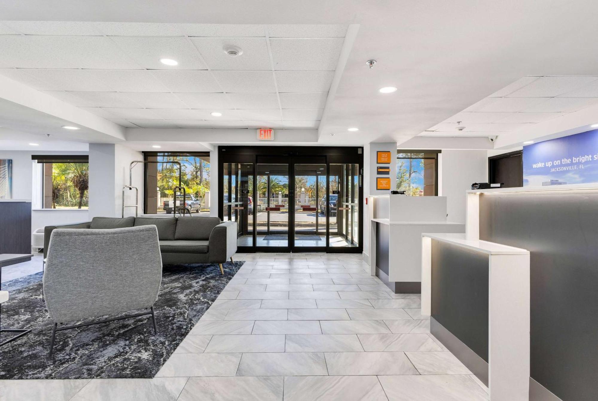 La Quinta & By Wyndham Mandarin Hotel Jacksonville