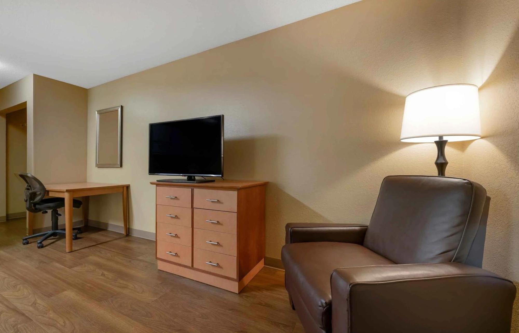 Candlewood Southpoint Hotel Jacksonville