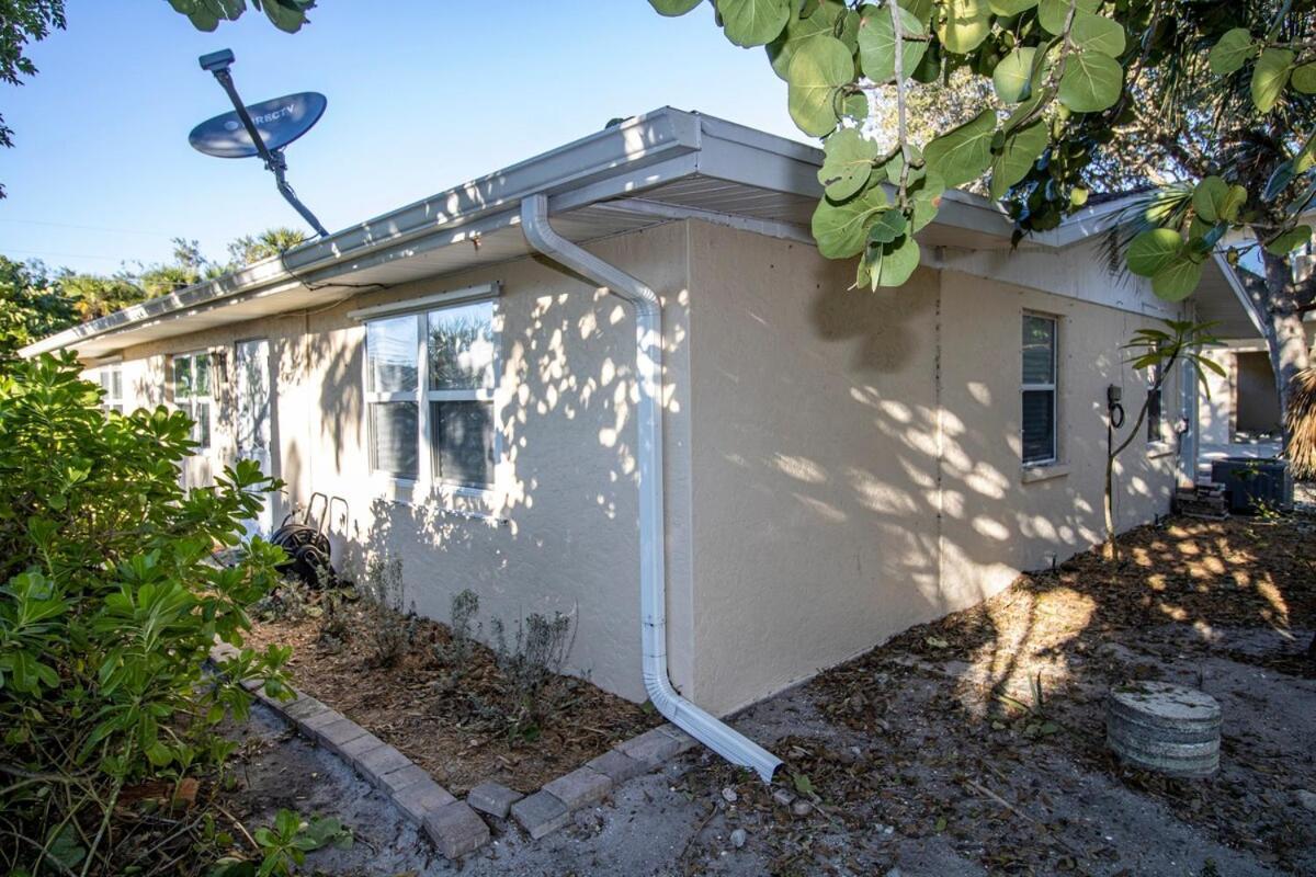 Holiday home Charming Manasota Key Duplex With Access- Ib14 *