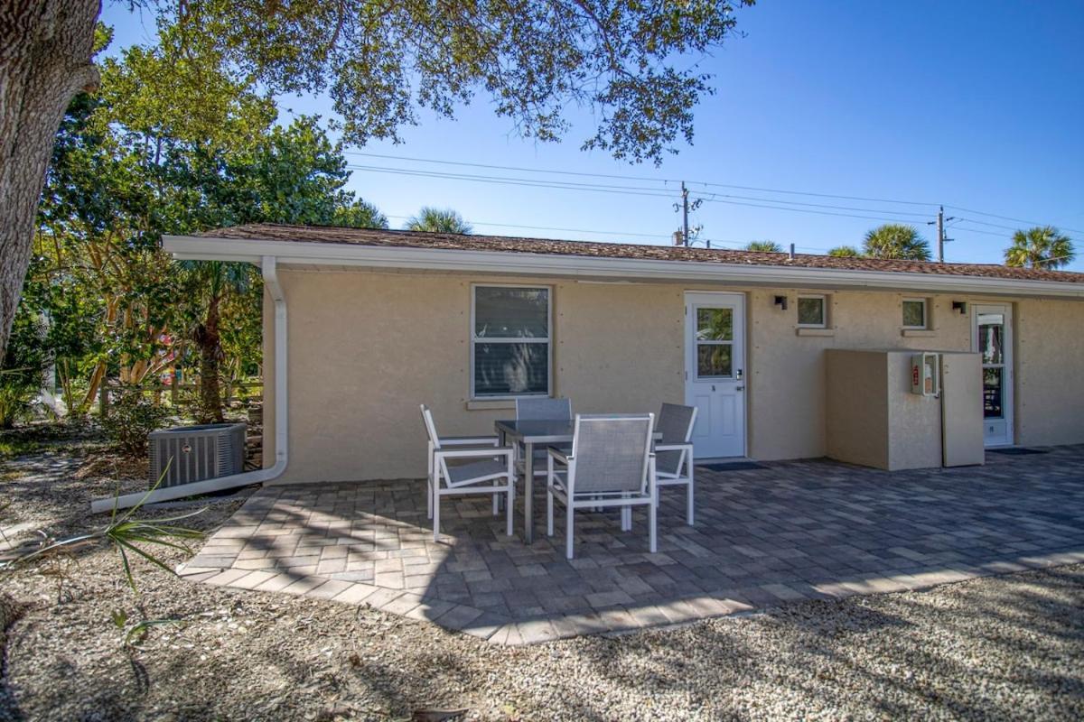 Charming Manasota Key Duplex With Access- Ib14 *