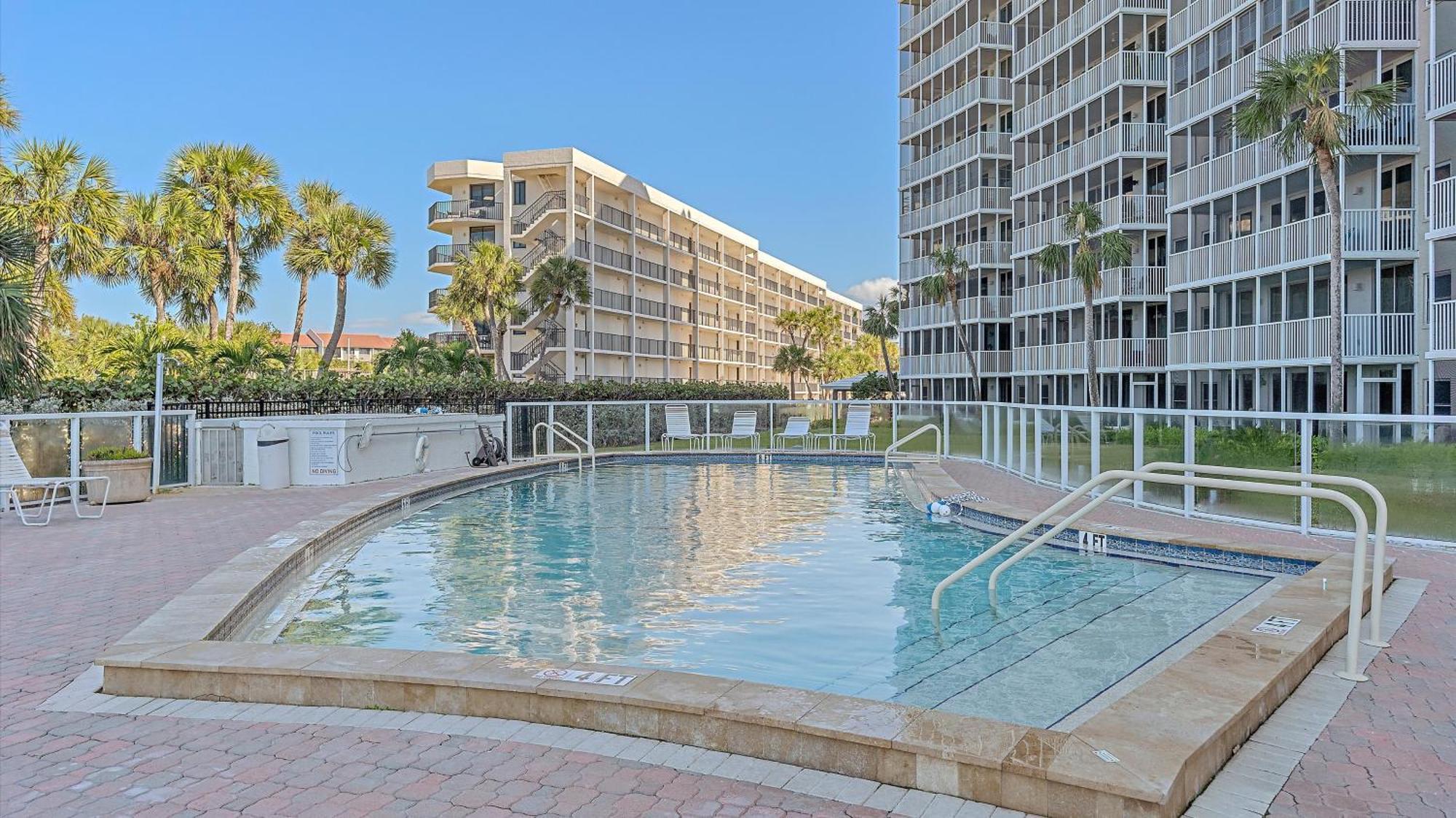 Apartment Crystal Sands On Siesta Siesta Key