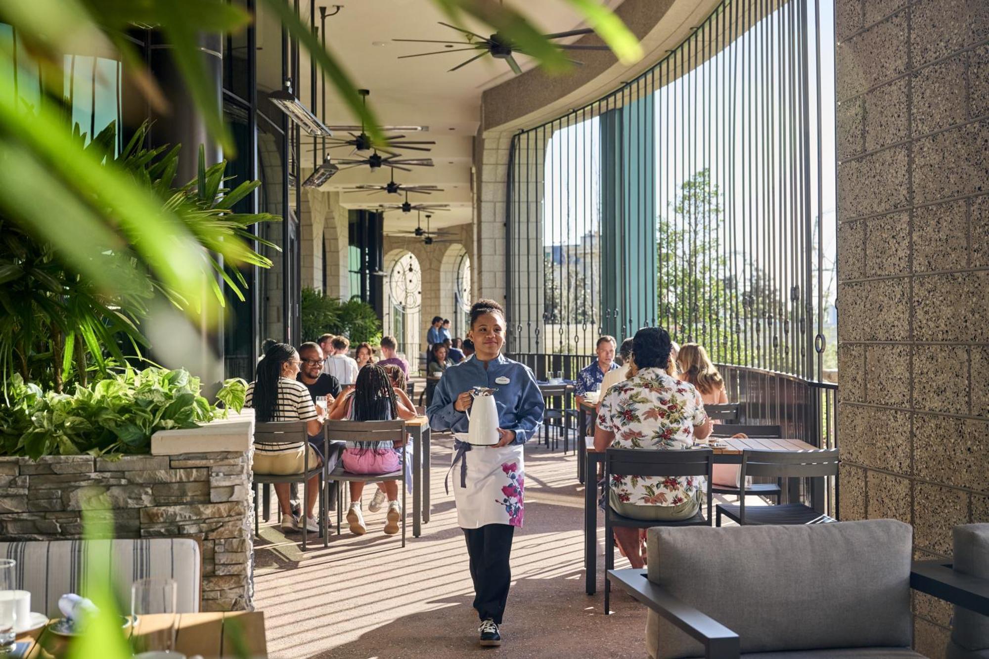 Universal's Helios Grand Hotel, A Loews 4* Williamsburg