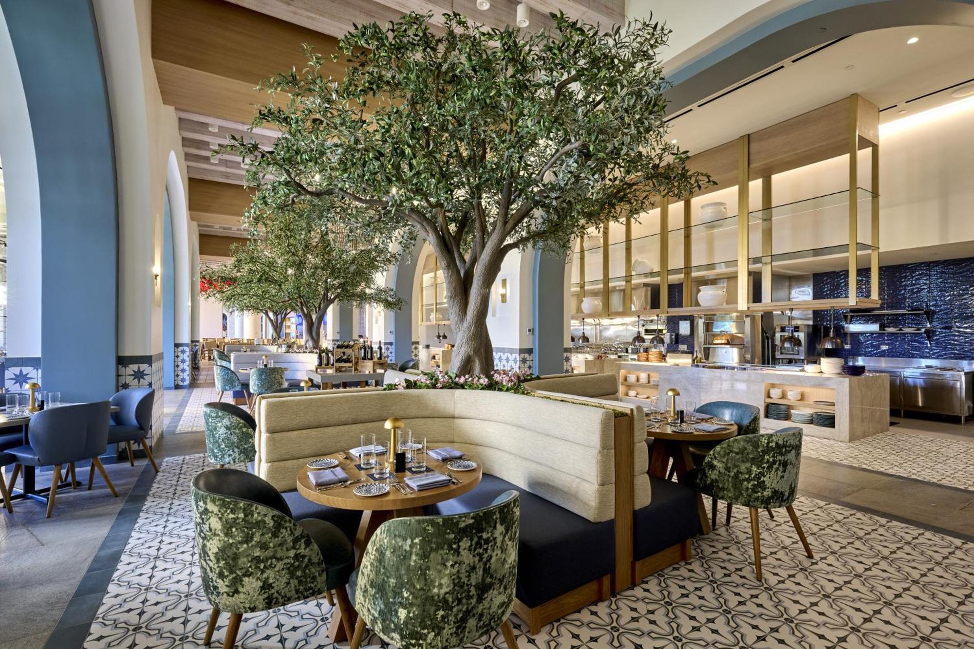 Universal's Helios Grand Hotel, A Loews 4* Williamsburg