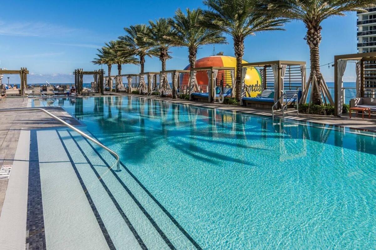 Beachfront Paradise To Spend Time W The Family Hollywood