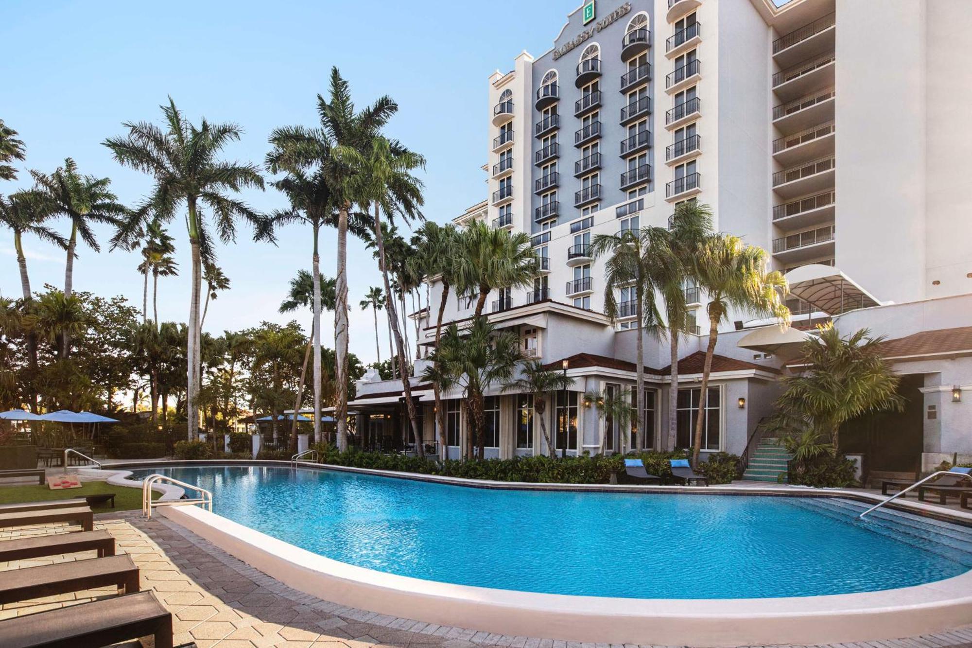 Hotel Embassy By Hilton Lauderdale 17th Street 3*