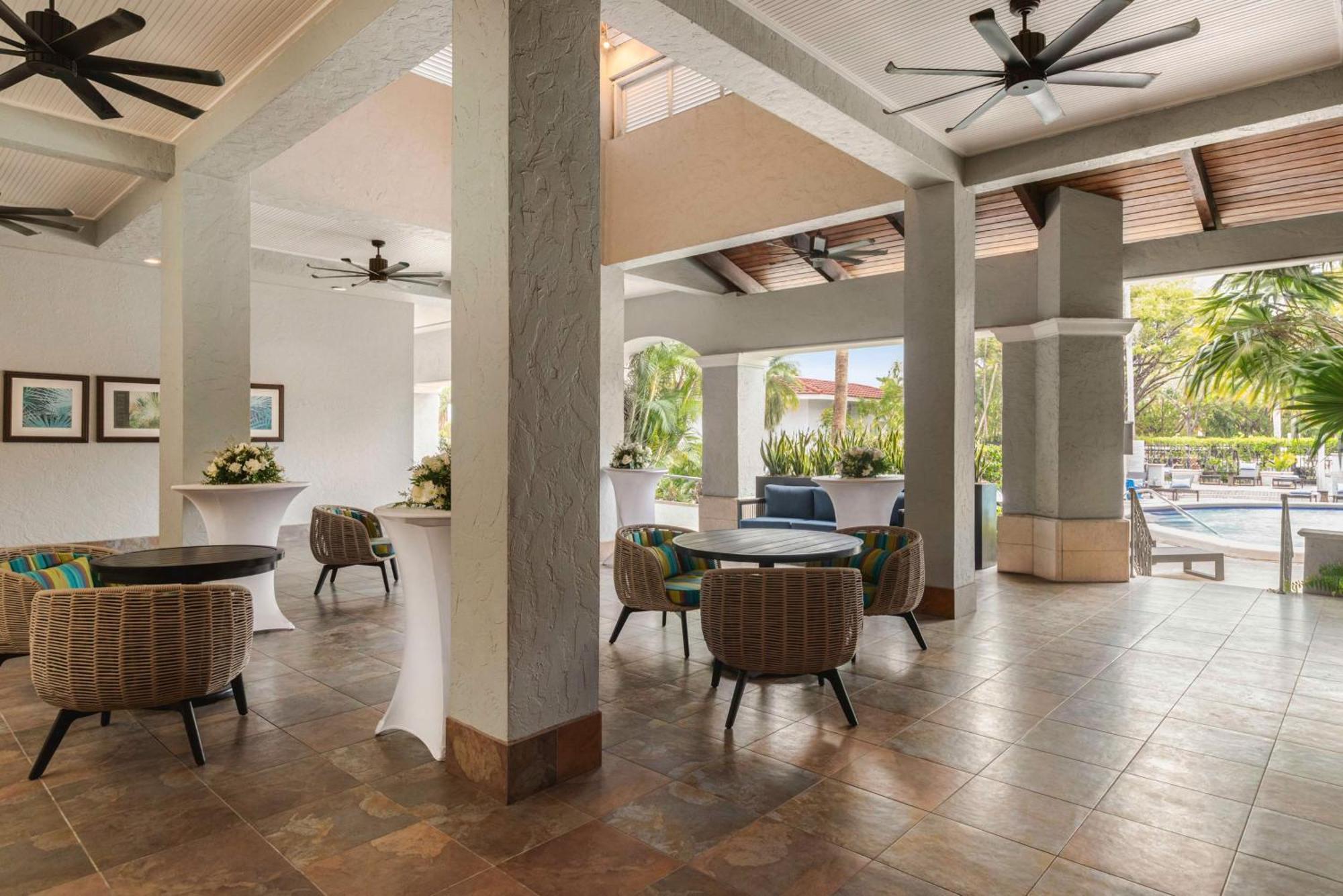 Hotel Embassy By Hilton Lauderdale 17th Street Fort Lauderdale