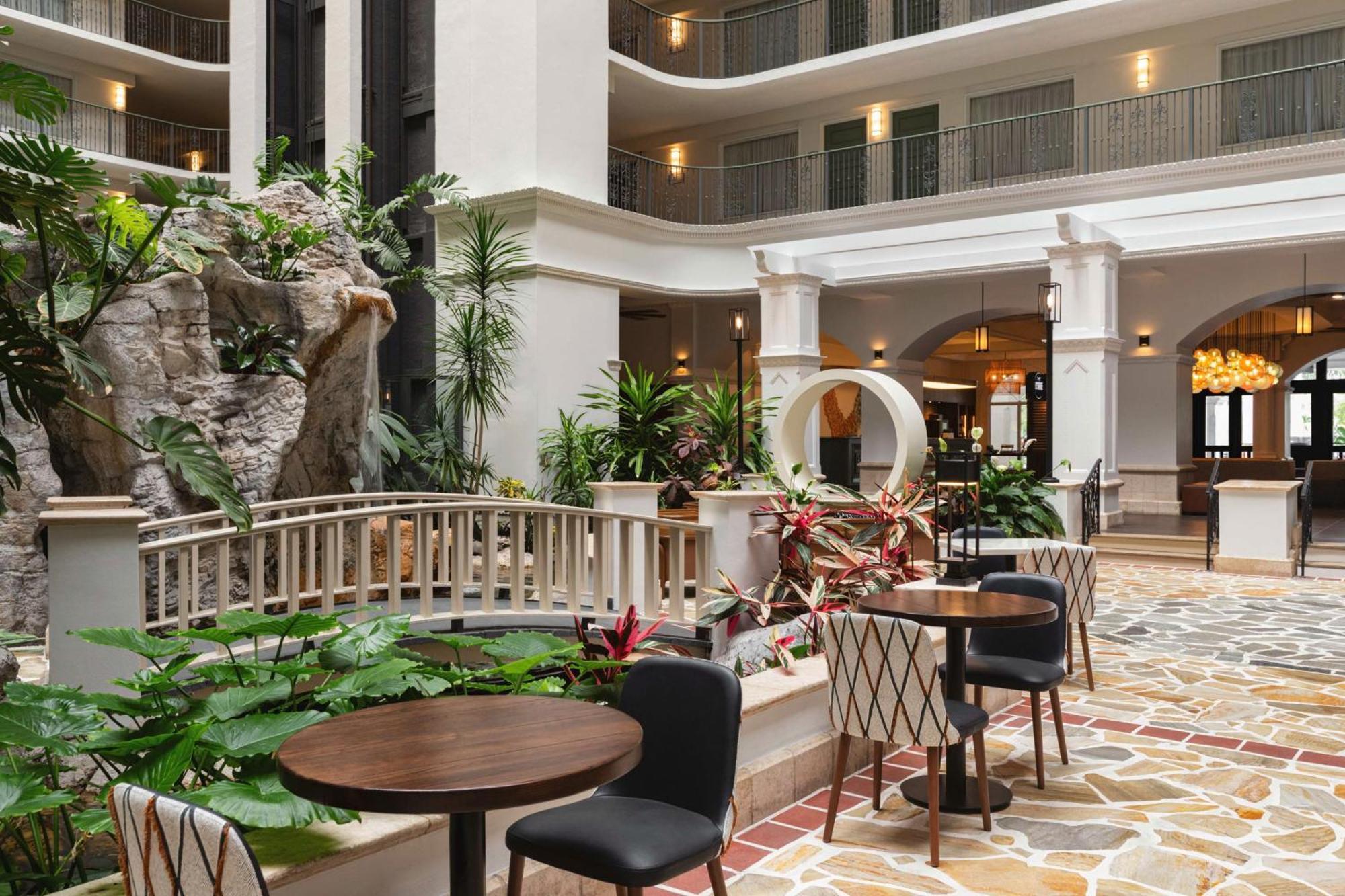 Embassy By Hilton Lauderdale 17th Street Hotel 3*