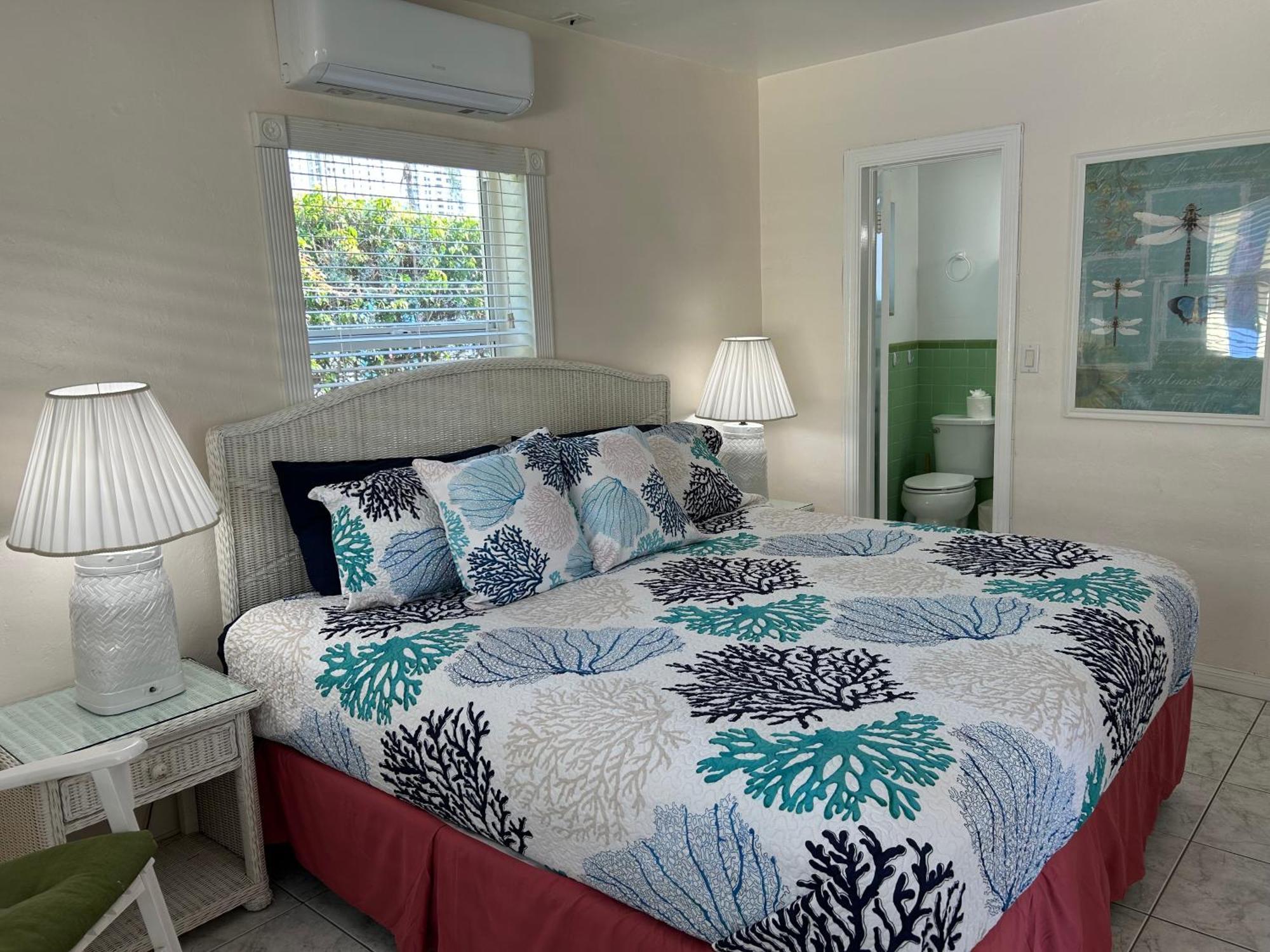 Bahama Club Pompano - Lauderdale - Charming And Cozy & Close To With Pool Aparthotel