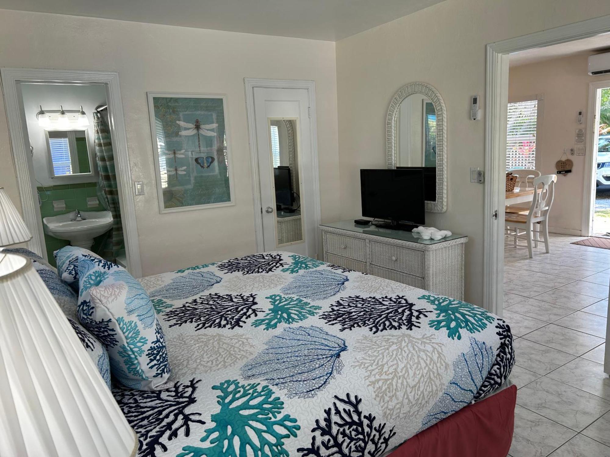 Bahama Club Pompano - Lauderdale - Charming And Cozy & Close To With Pool Aparthotel Pompano Beach