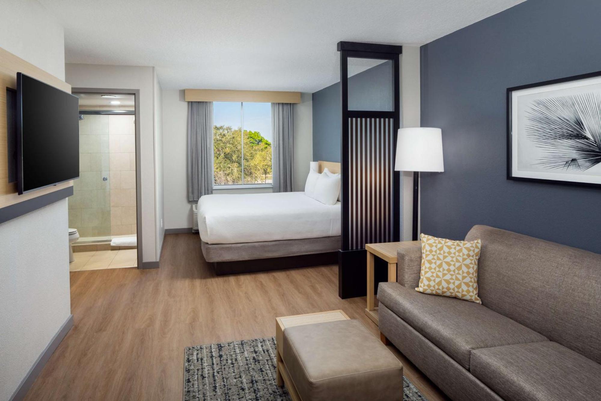 Hyatt Place Mary/orlando North 3*