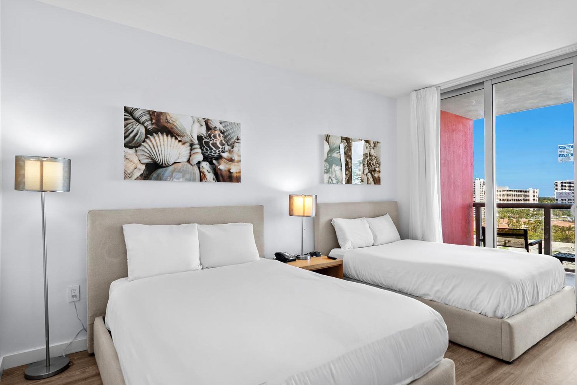 Coastal Luxe Residences - Premium With Pool And Water Views