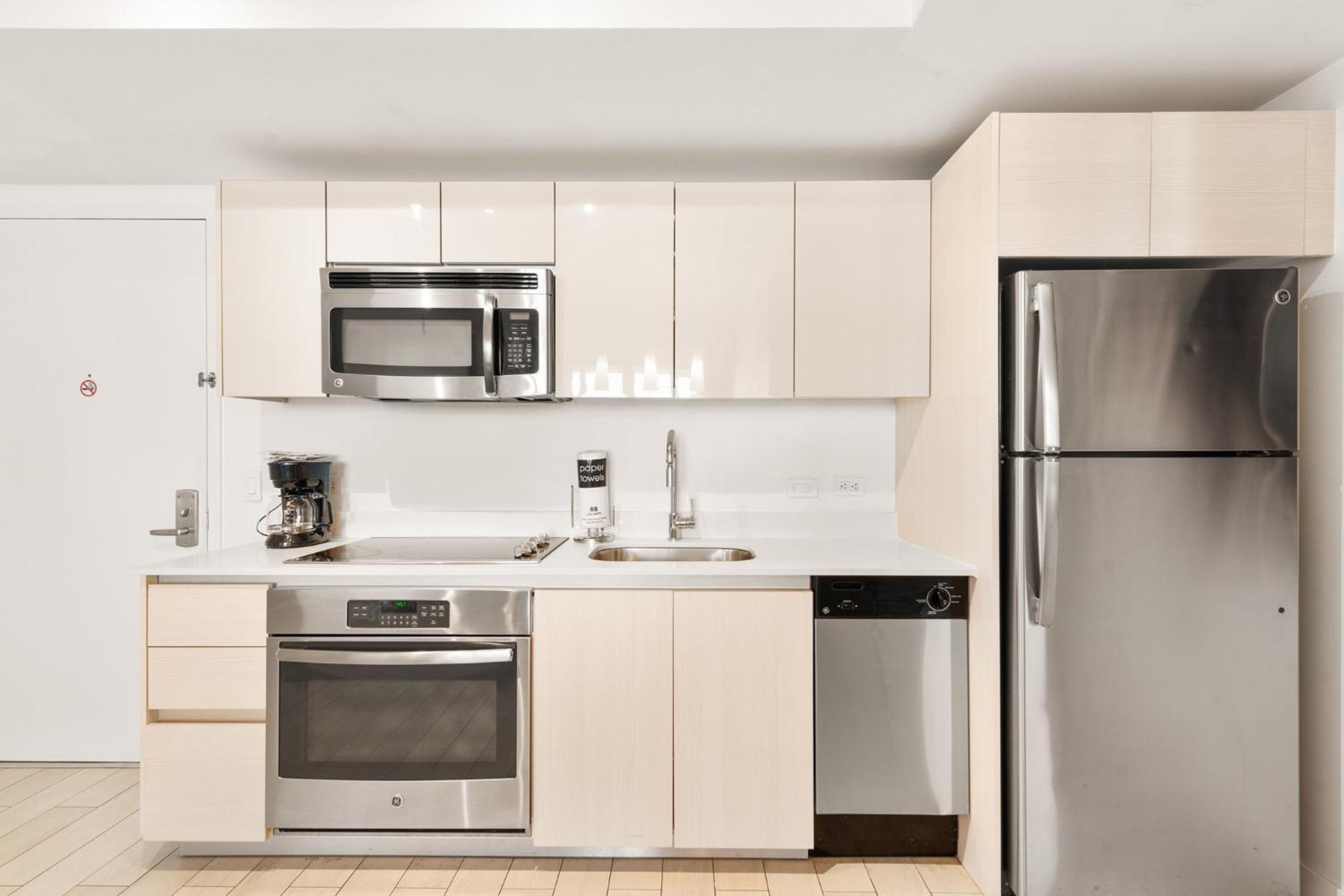 Coastal Luxe Residences - Premium With Pool And Water Views Aparthotel Hallandale Beach