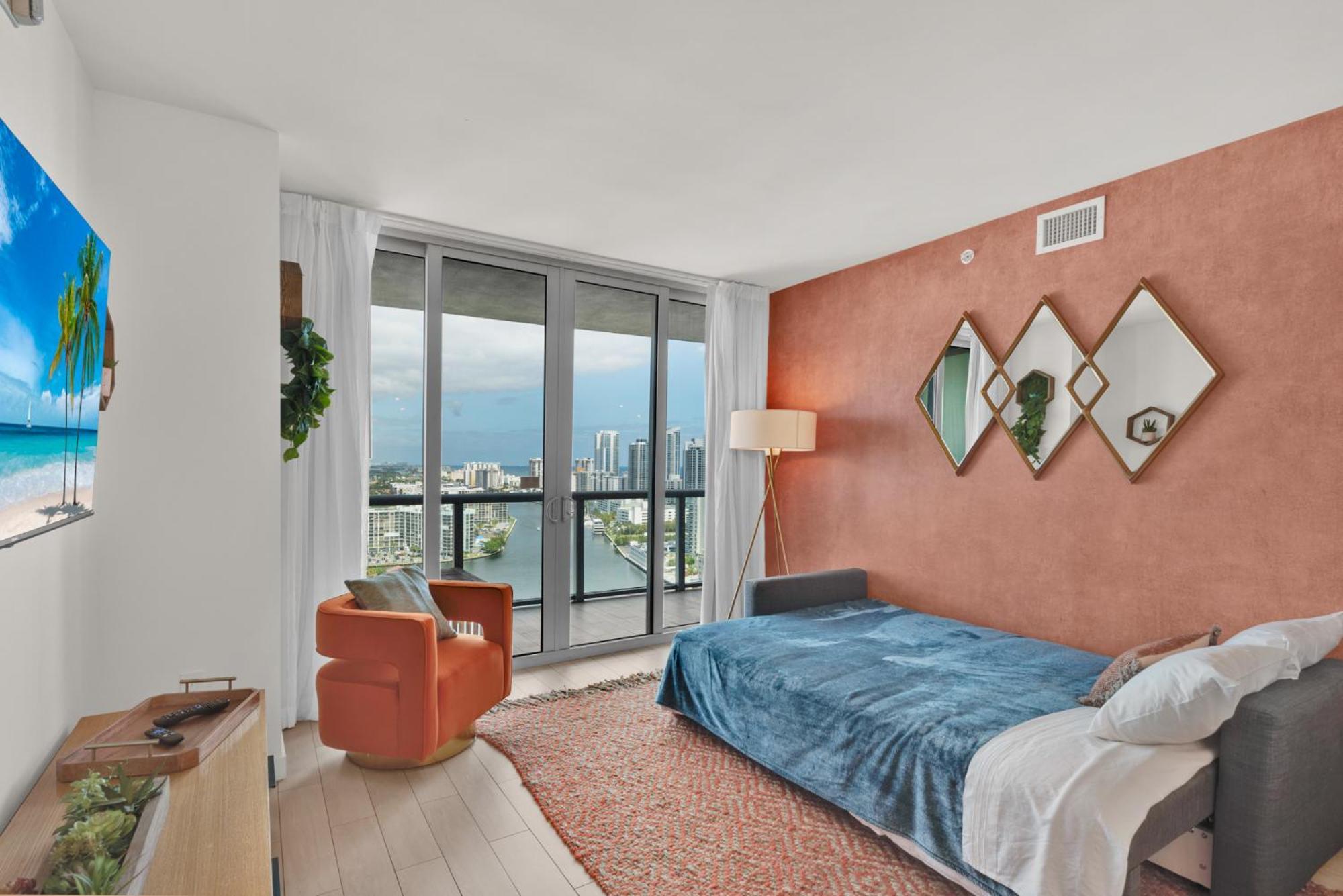 Coastal Luxe Residences - Premium With Pool And Water Views Aparthotel